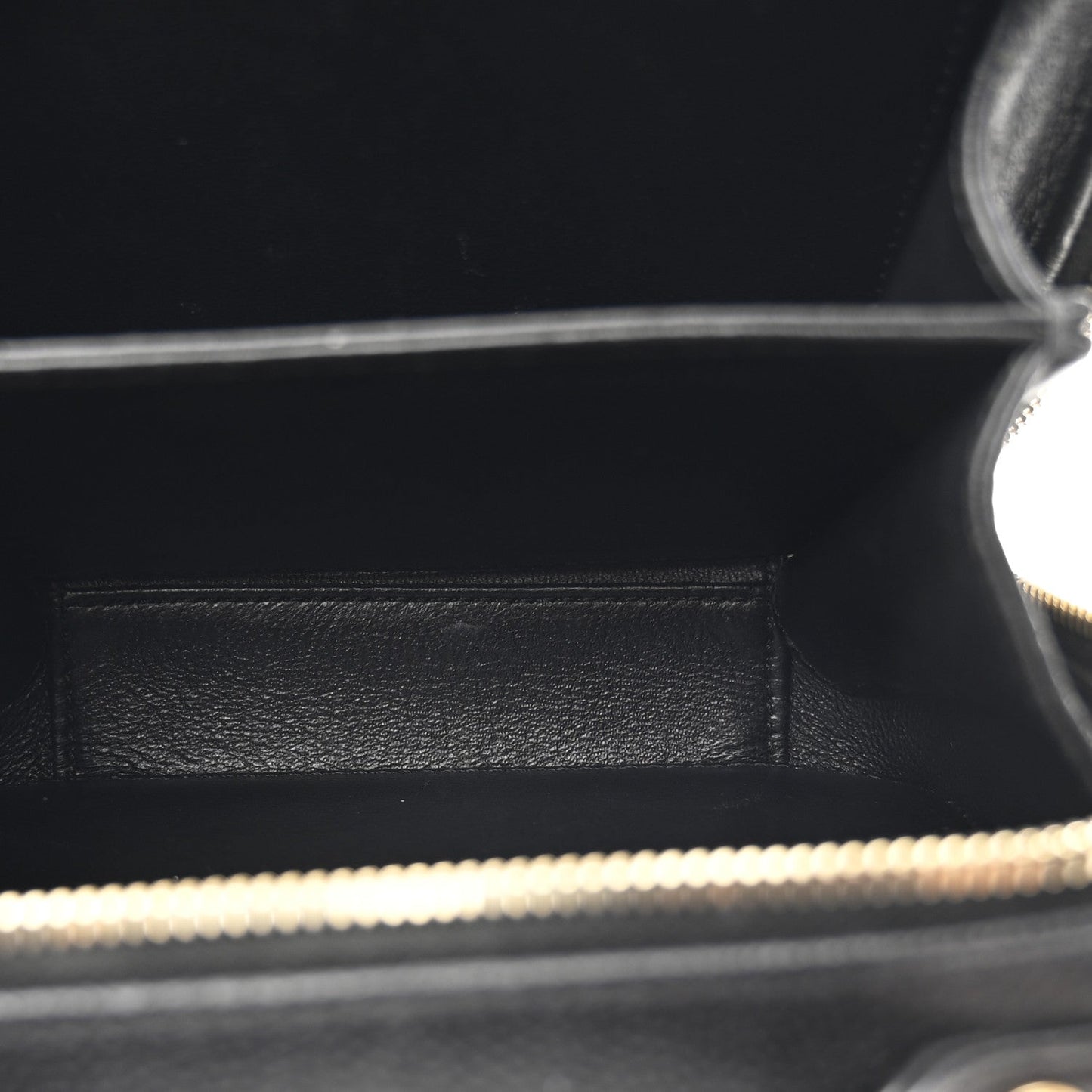 Caviar Quilted Small CC Filigree Vanity Case Black