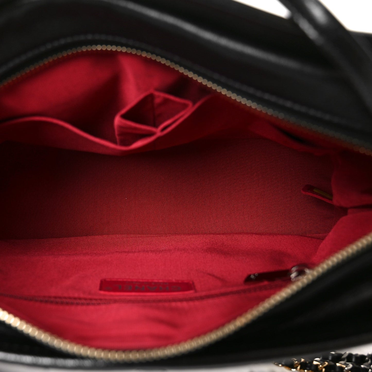 Aged Calfskin Quilted Medium Gabrielle Hobo Black