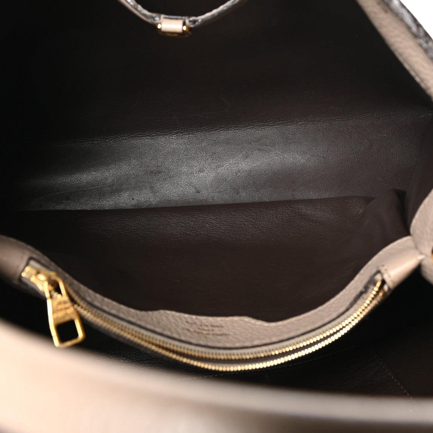 Taurillon Capucines MM Galet