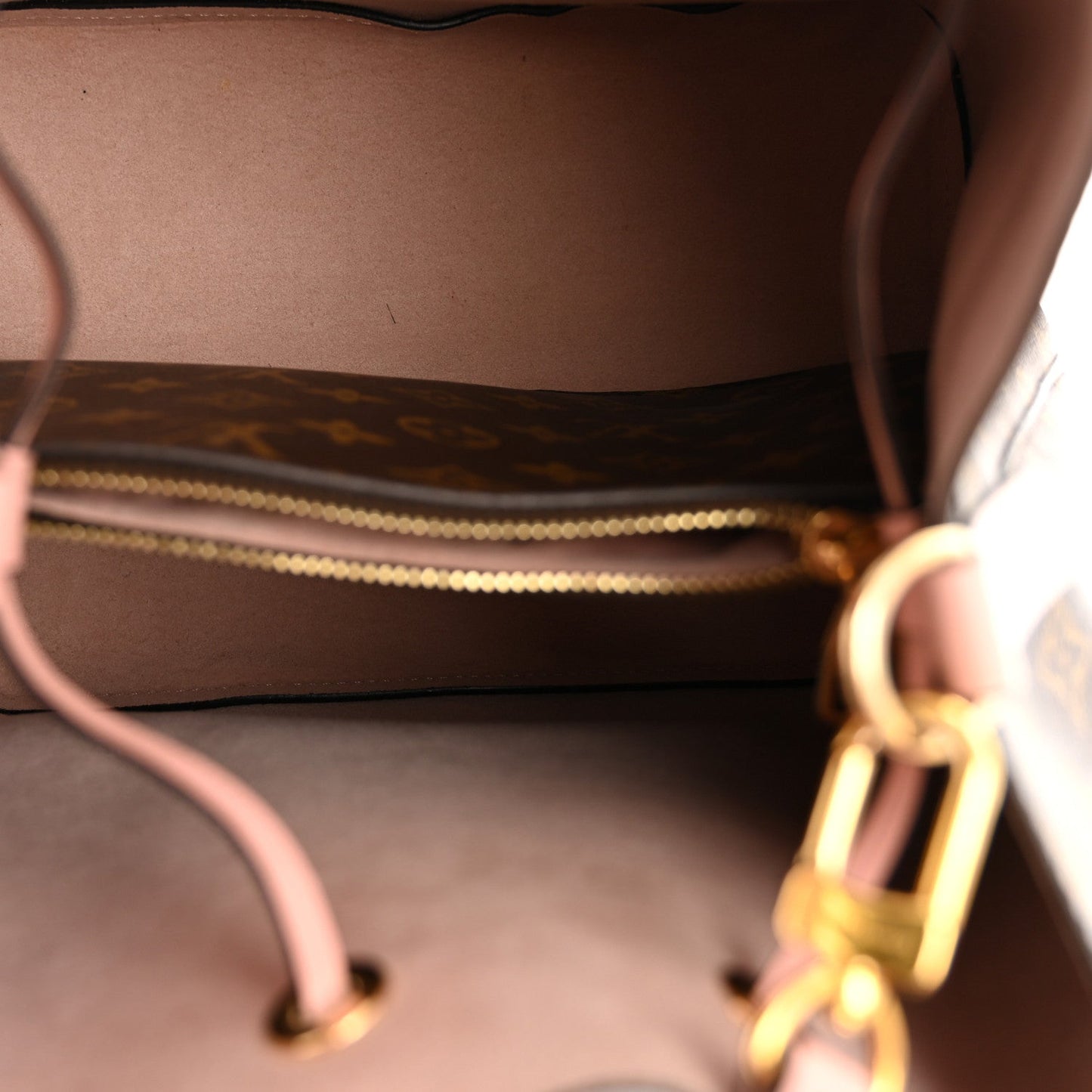 Monogram Neonoe MM Rose Poudre