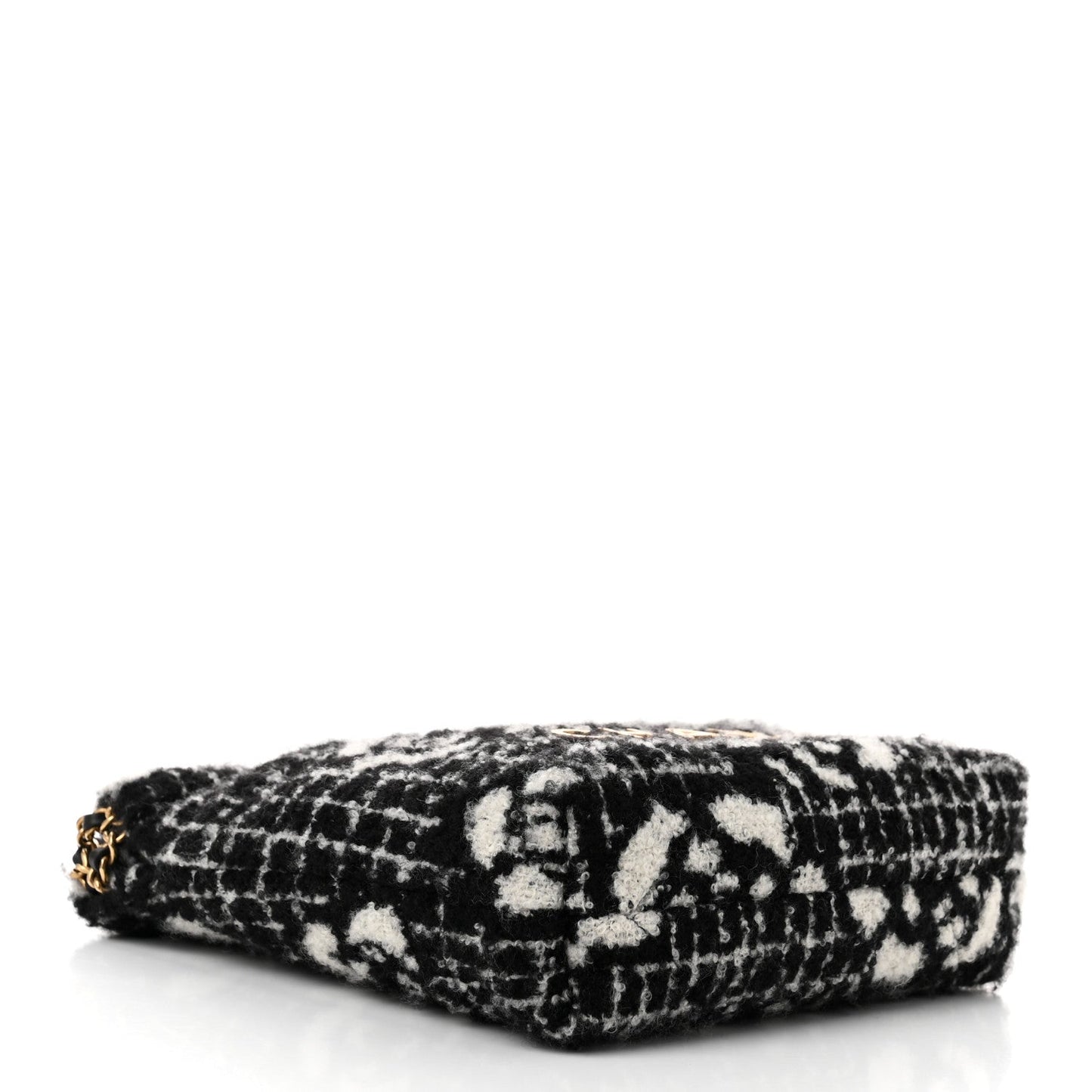 Cashmere Mini Chanel 22 Black White