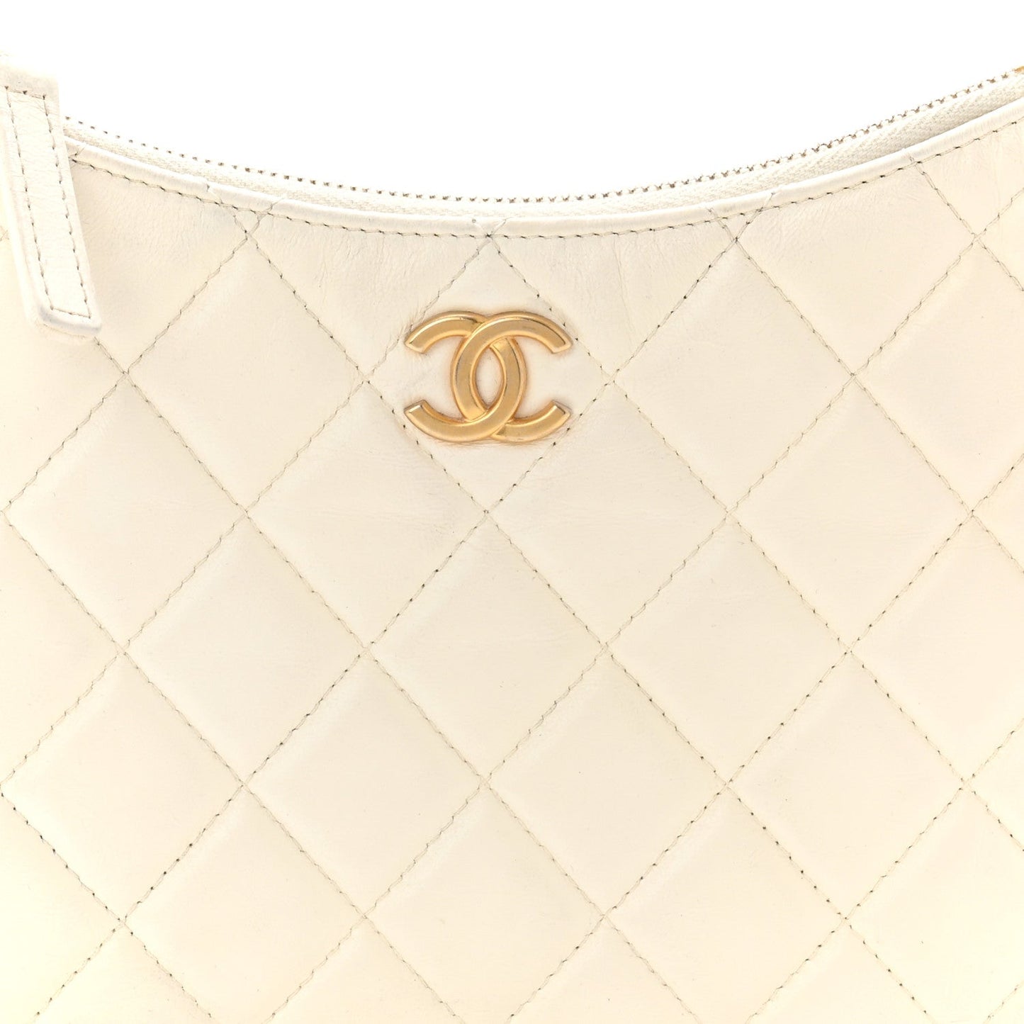Shiny Crumpled Lambskin Quilted Trendy Chain Around Hobo White