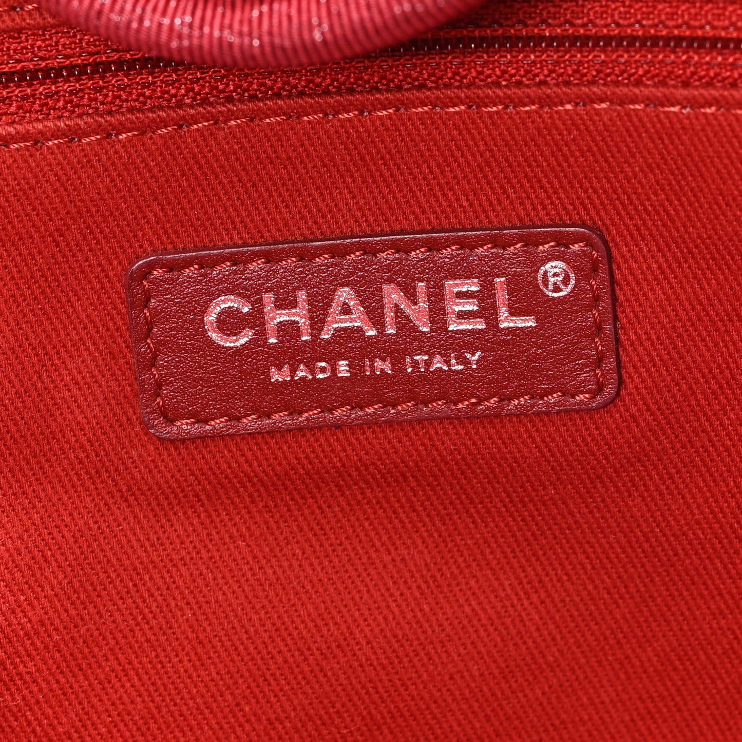 Lurex Boucle Medium Deauville Tote Red