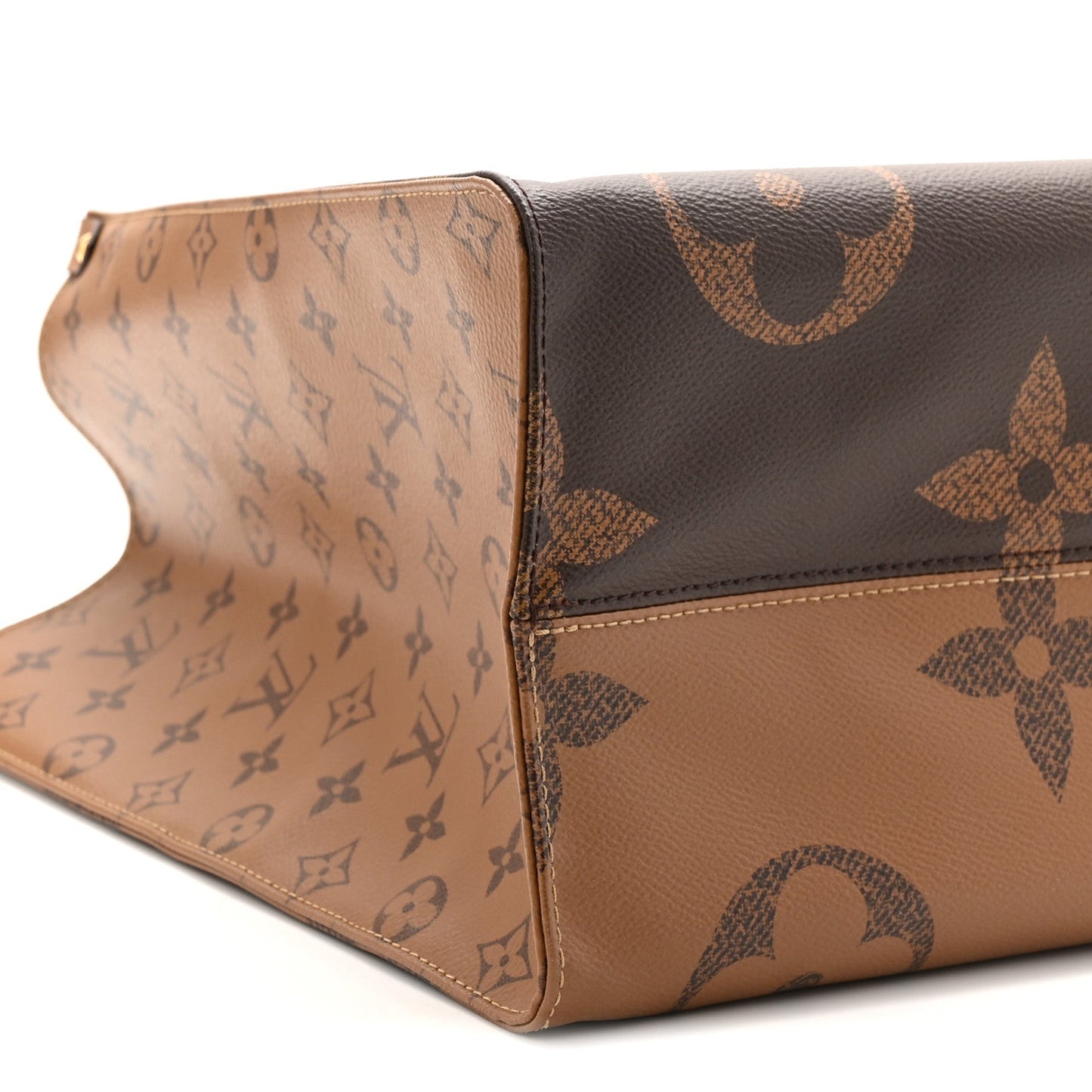 Reverse Monogram Giant Onthego GM