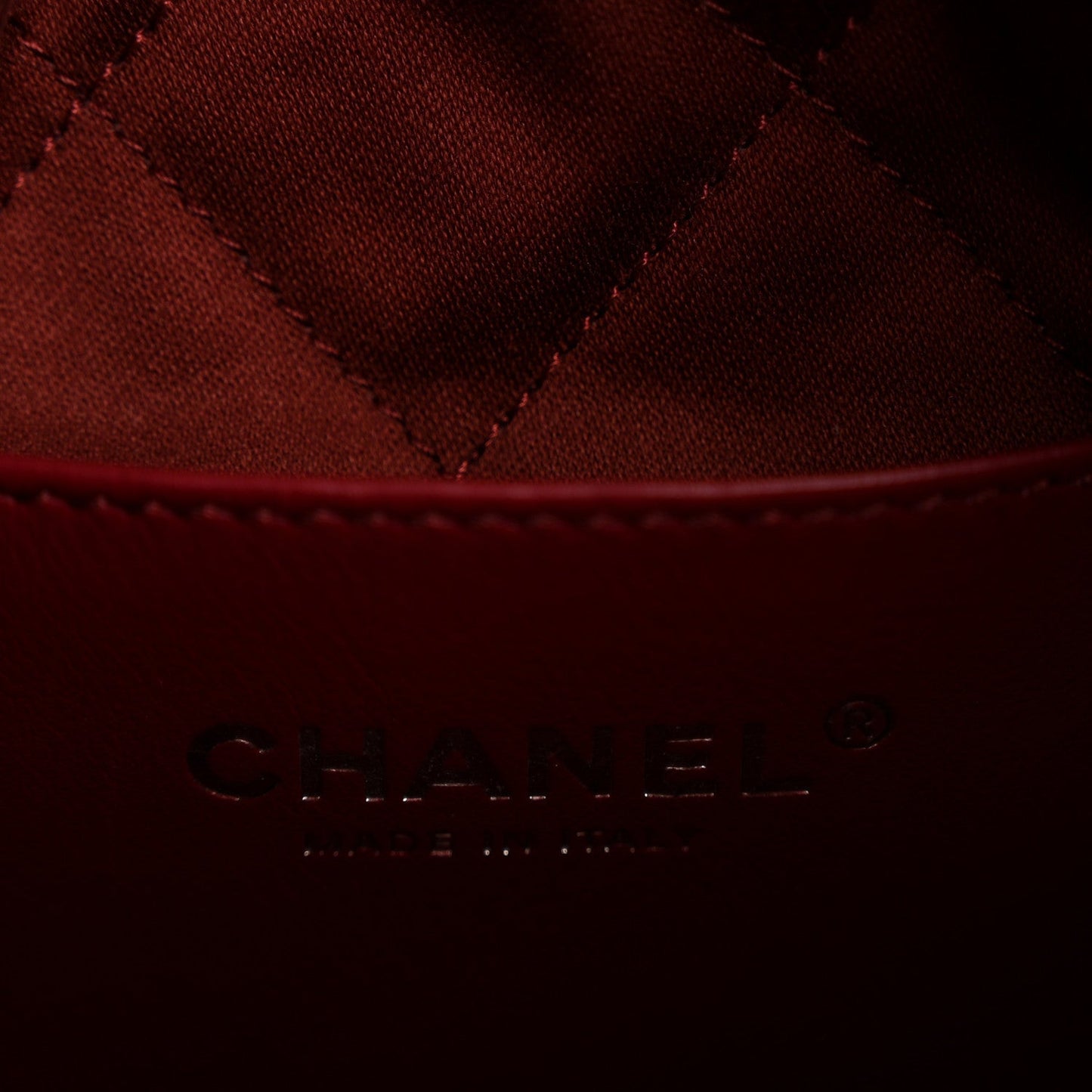 Shiny Calfskin Quilted Mini Chanel 22 Red