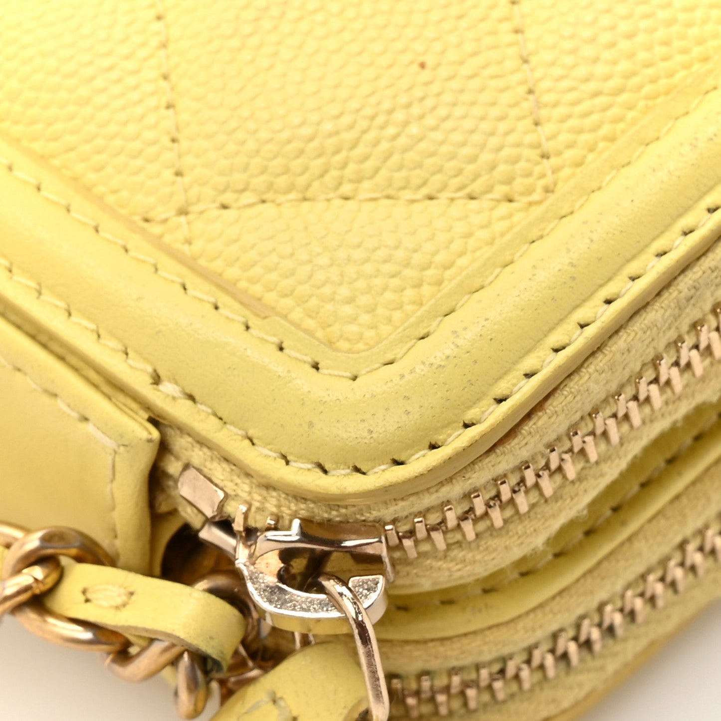 Caviar Quilted CC Filigree Clutch With Chain Yellow