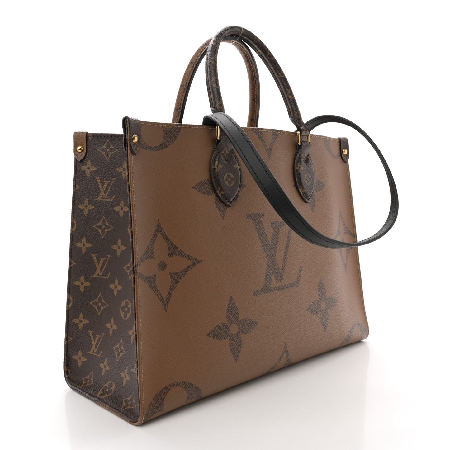 Reverse Monogram Giant Onthego MM