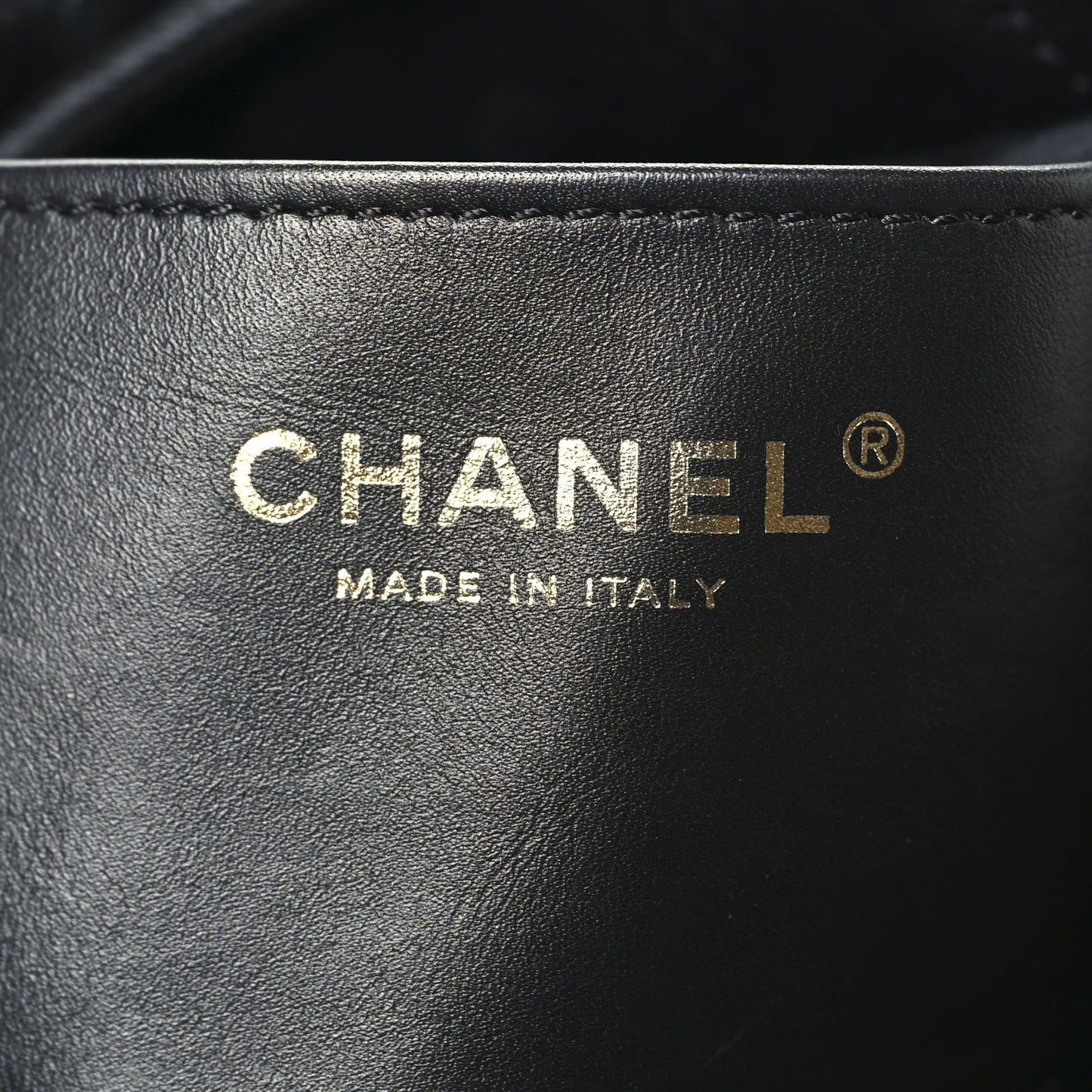 Shiny Calfskin Quilted Mini Chanel 22 Black