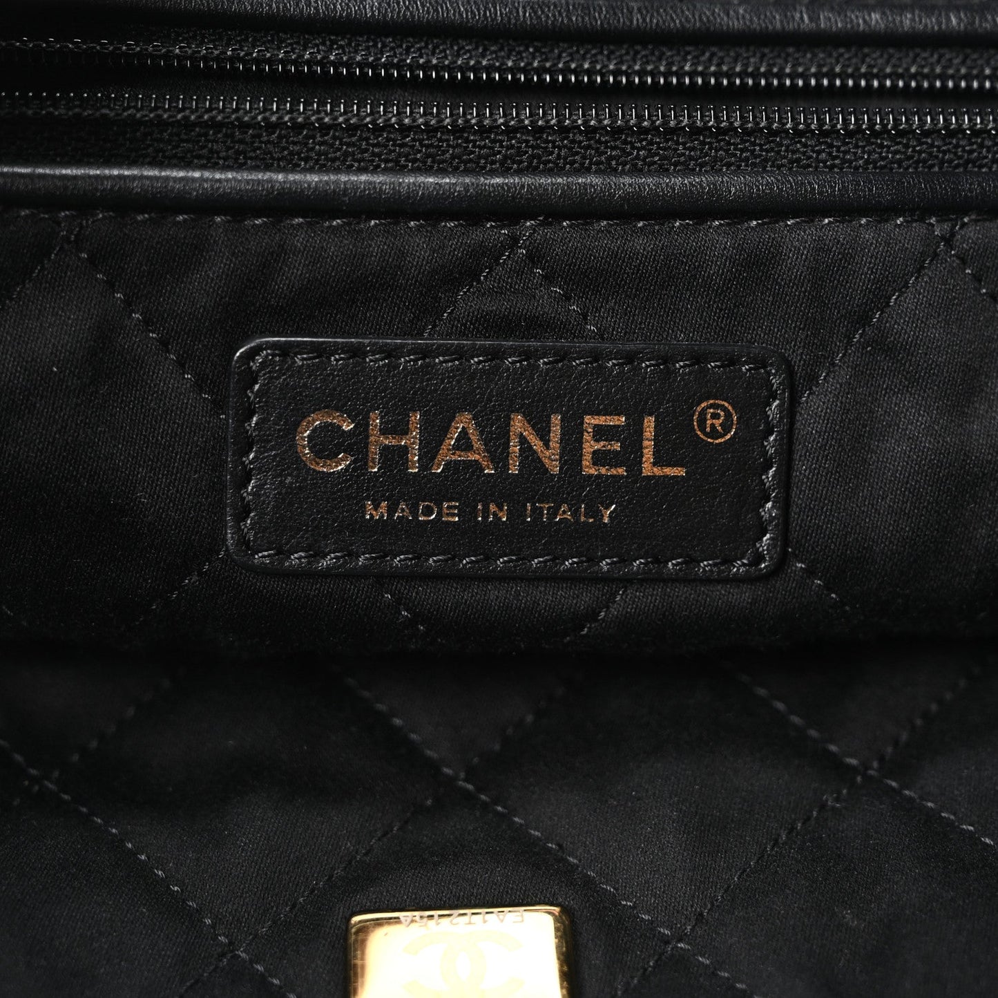 Shiny Calfskin Quilted Small Chanel 22 Black