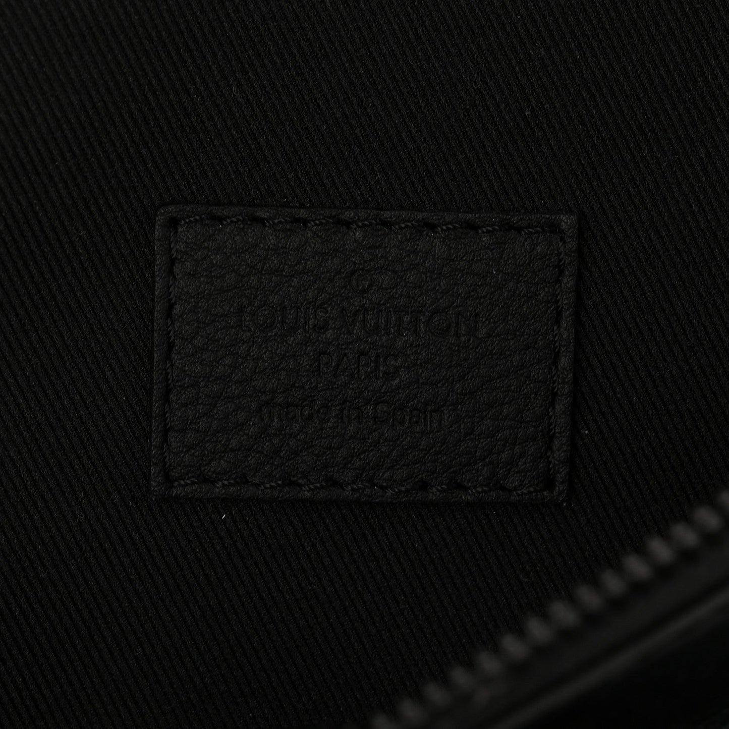 Calfskin Monogram Shadow Discovery Bumbag Black