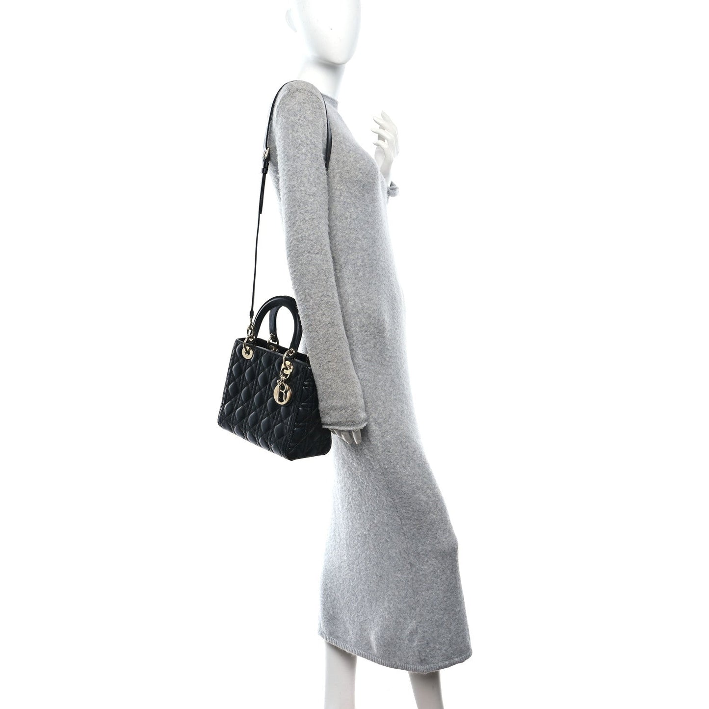 Caviar Deauville Drawstring Bucket Bag Black