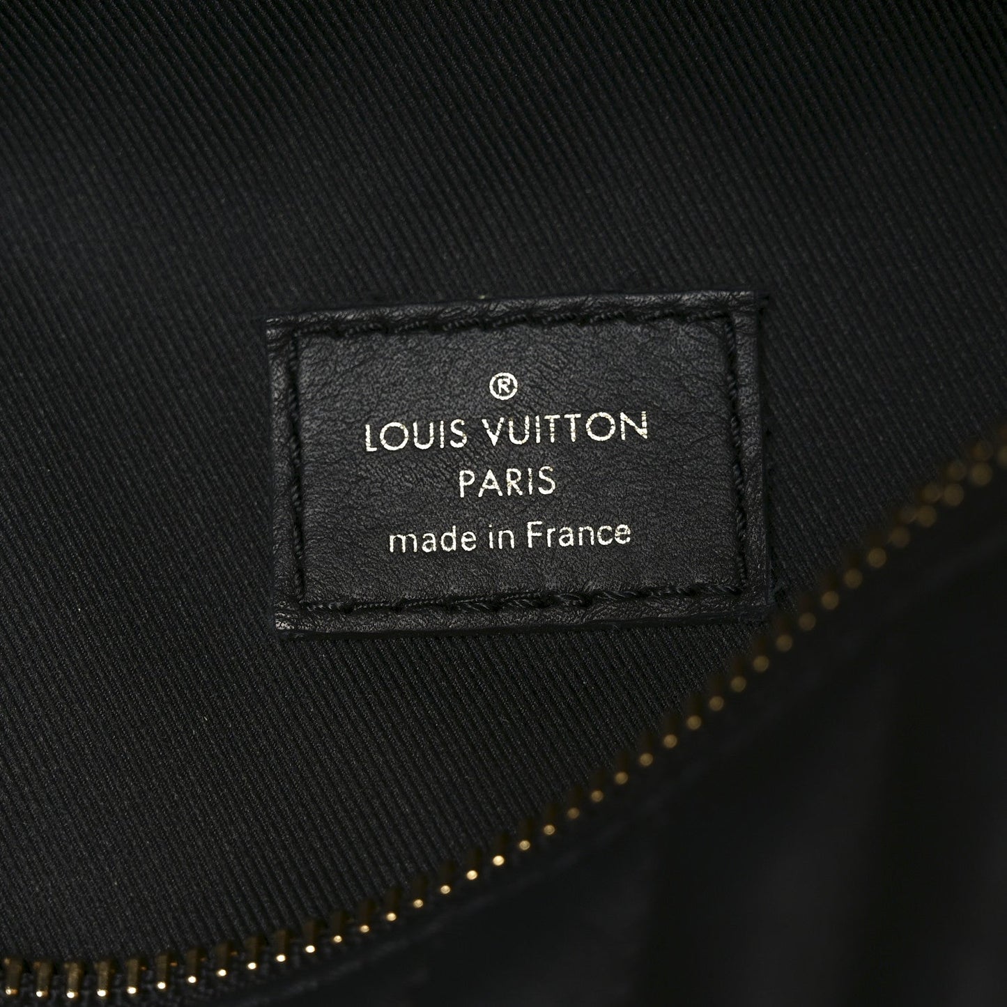 Calfskin Quilted New Wave Bumbag Black
