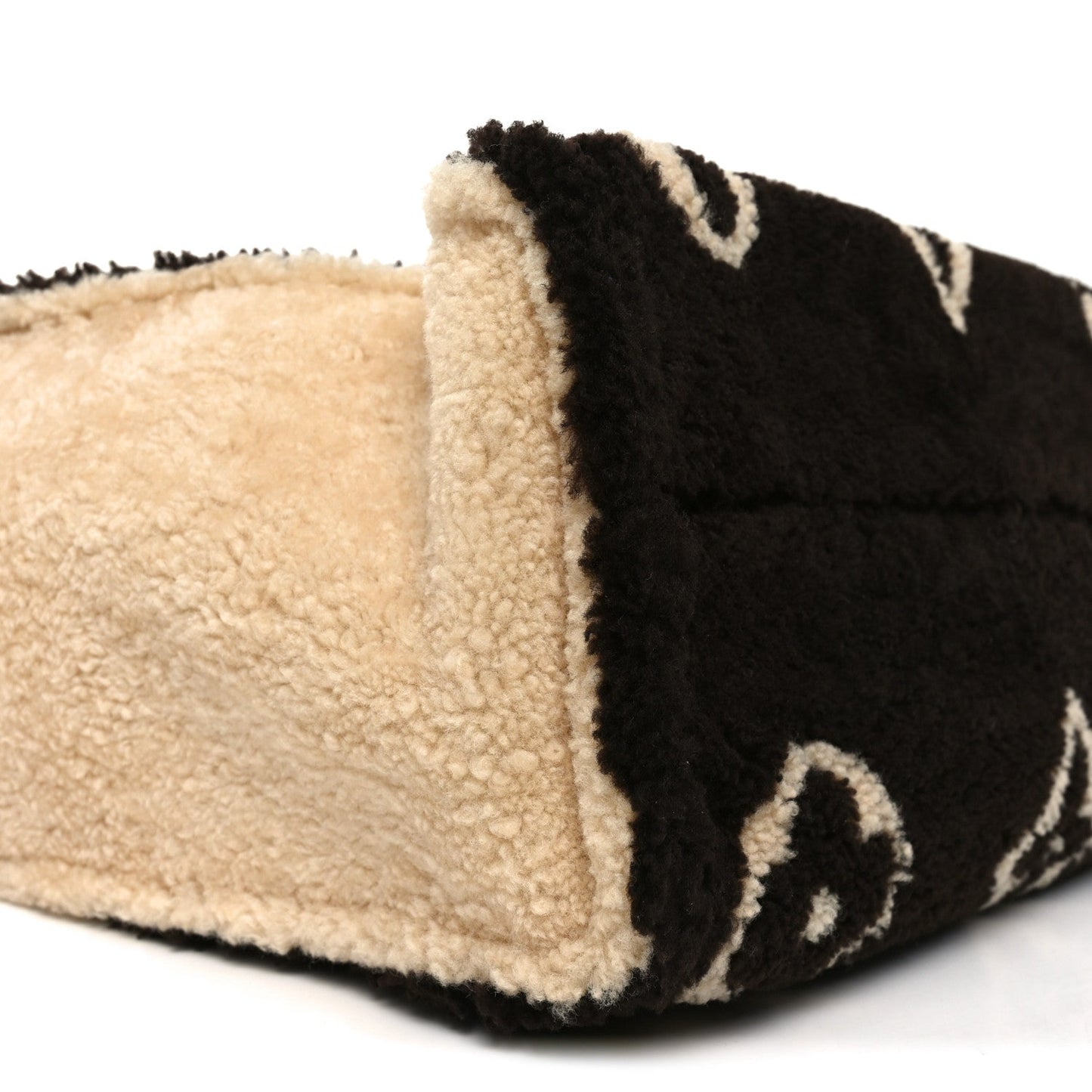Shearling Monogram Giant Teddy Onthego GM Black White