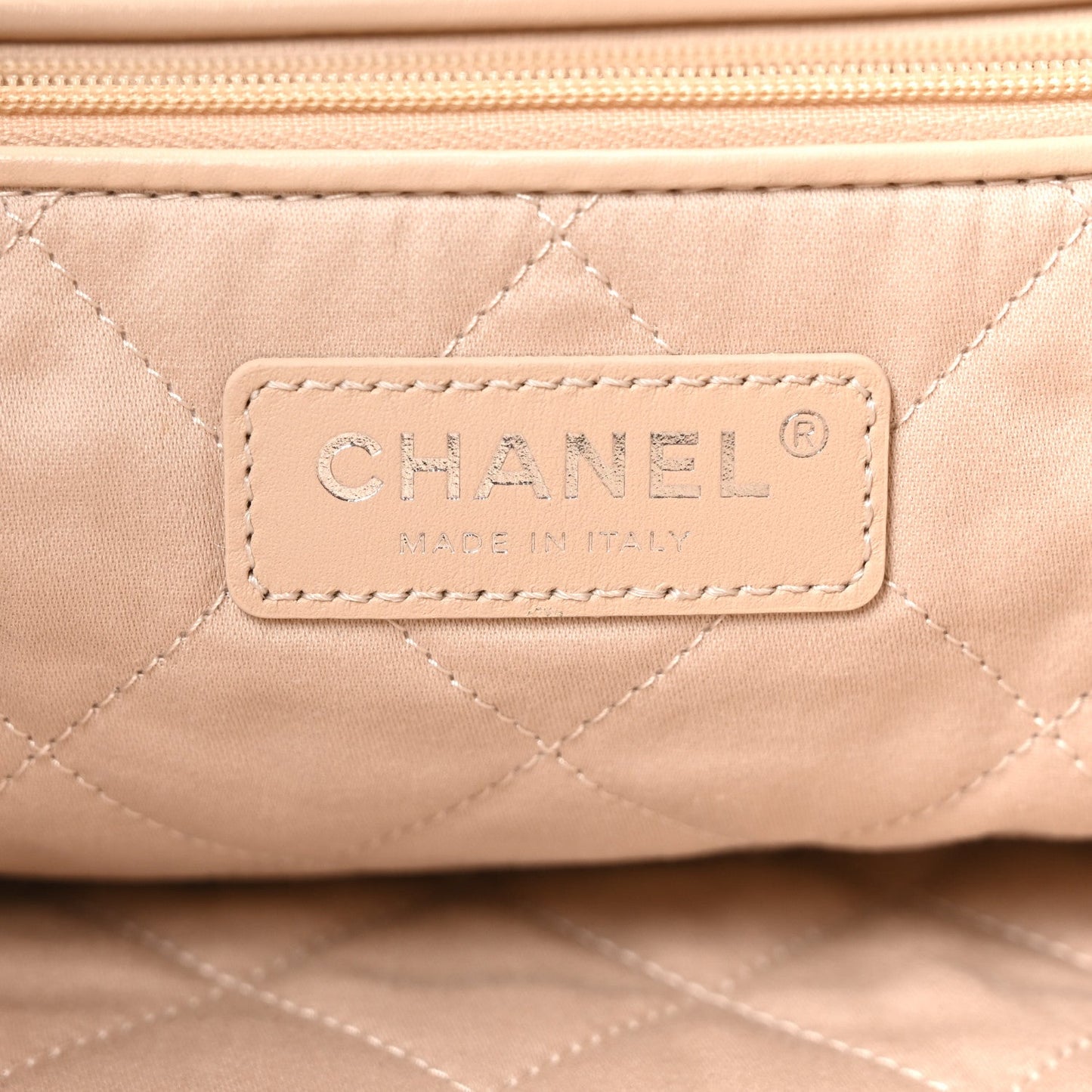 Shiny Calfskin Quilted Small Chanel 22 Ecru