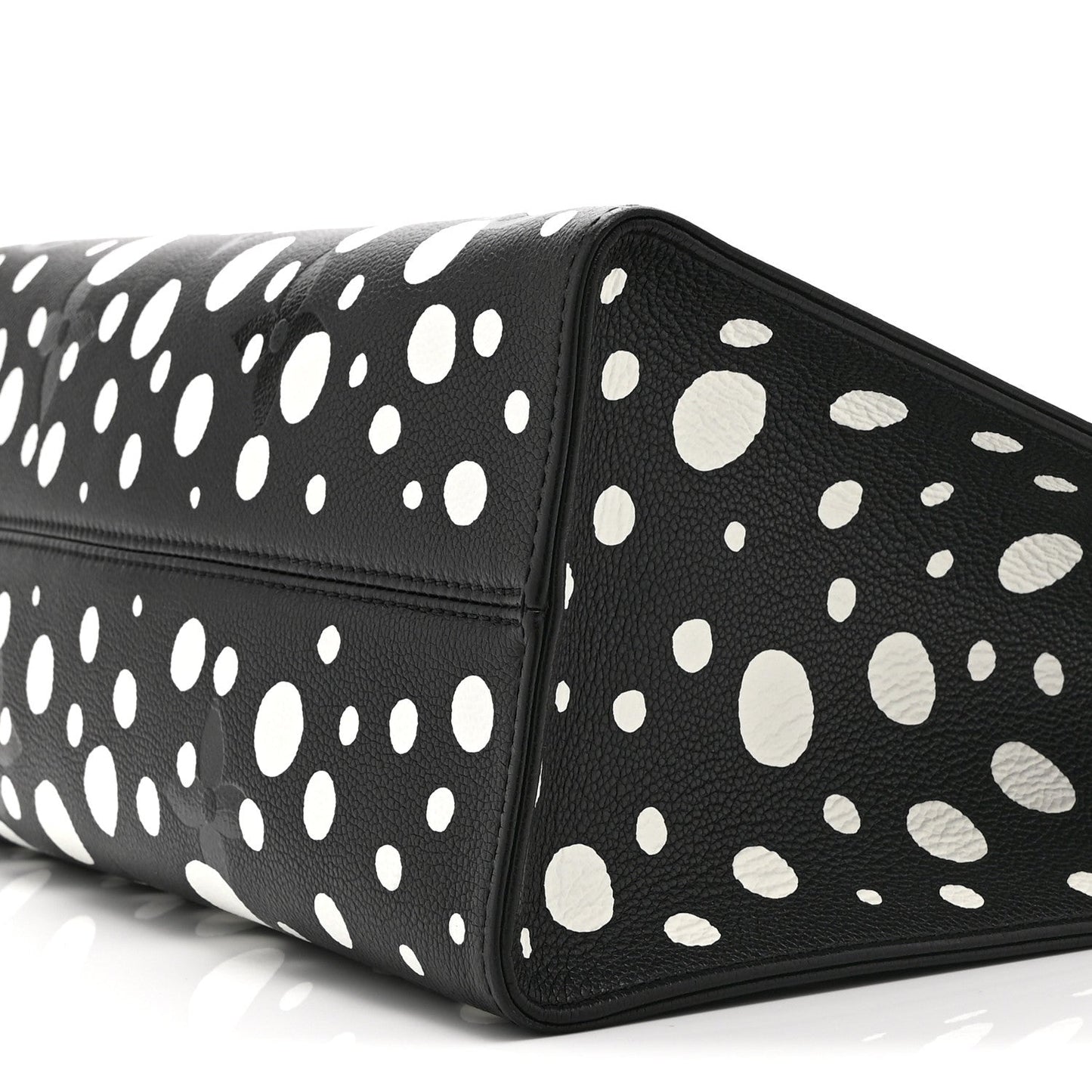 LV X YK Empreinte Monogram Giant Onthego MM Black
