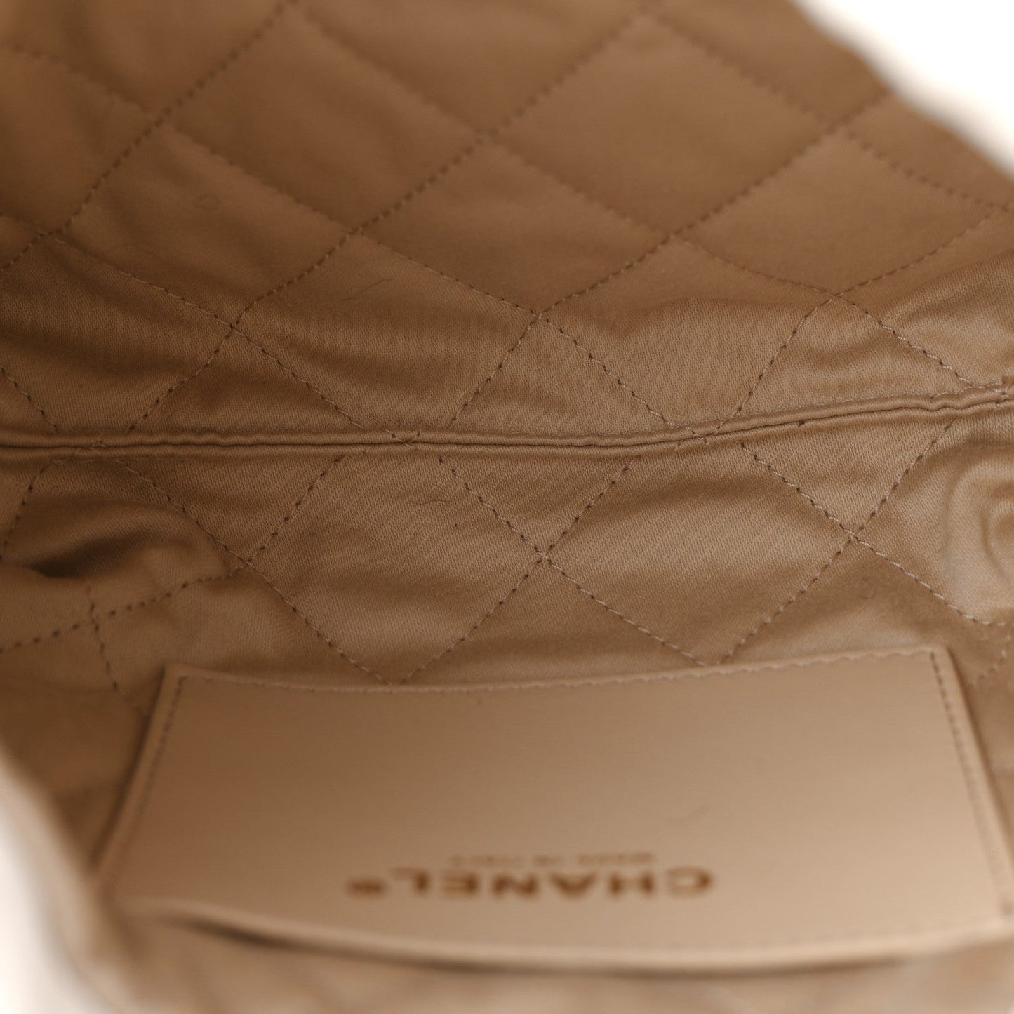 Shiny Calfskin Quilted Mini Chanel 22 White