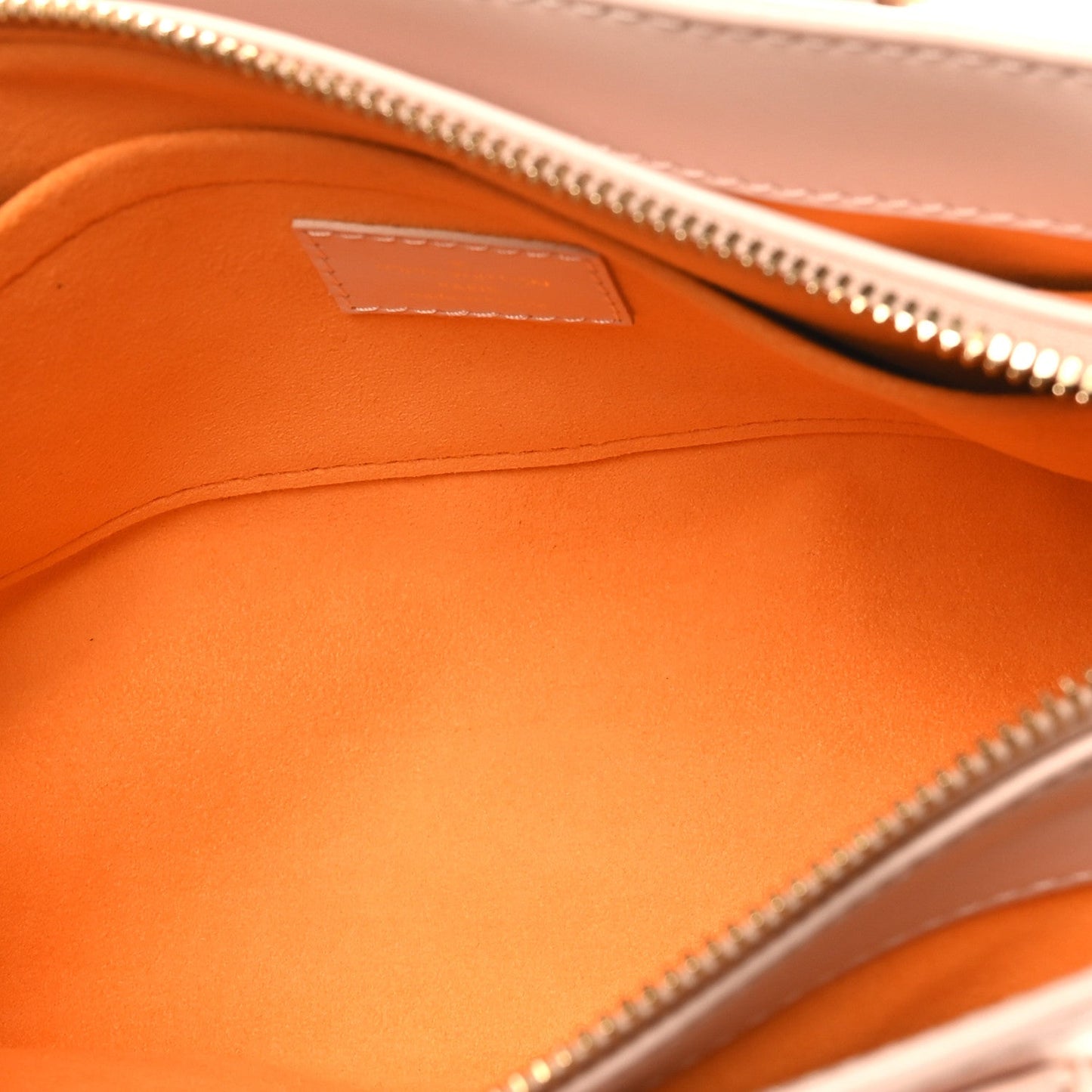 Calfskin OnTheGo East West Pearl Pink