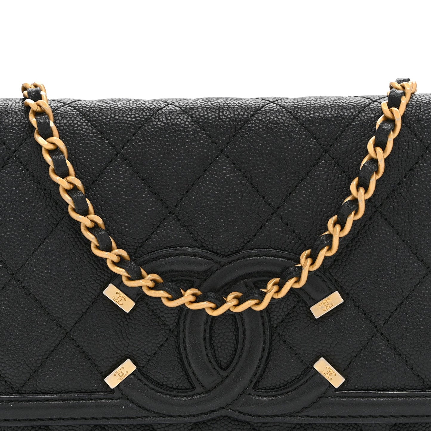 Caviar Quilted CC Filigree Wallet On Chain WOC Black