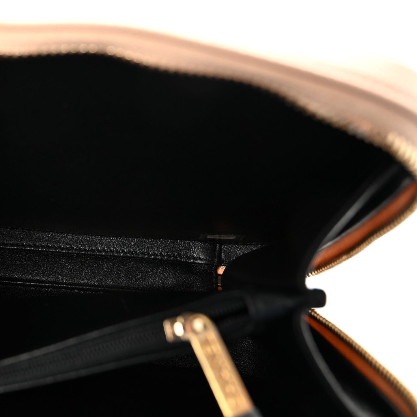 Caviar Quilted Medium CC Filigree Vanity Case Beige Black