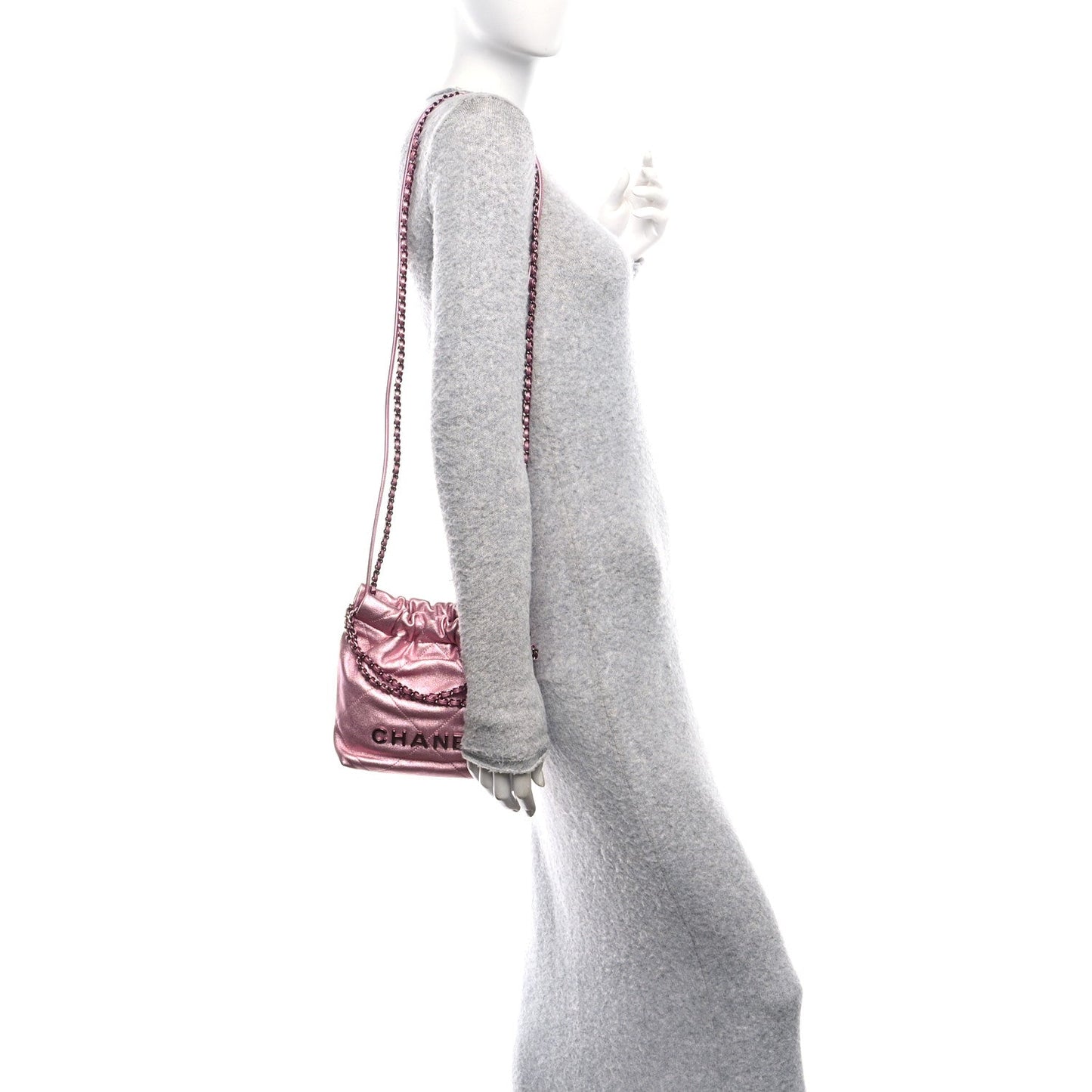 Metallic Lambskin Lacquered Monochrome Quilted Mini Chanel 22 Pink