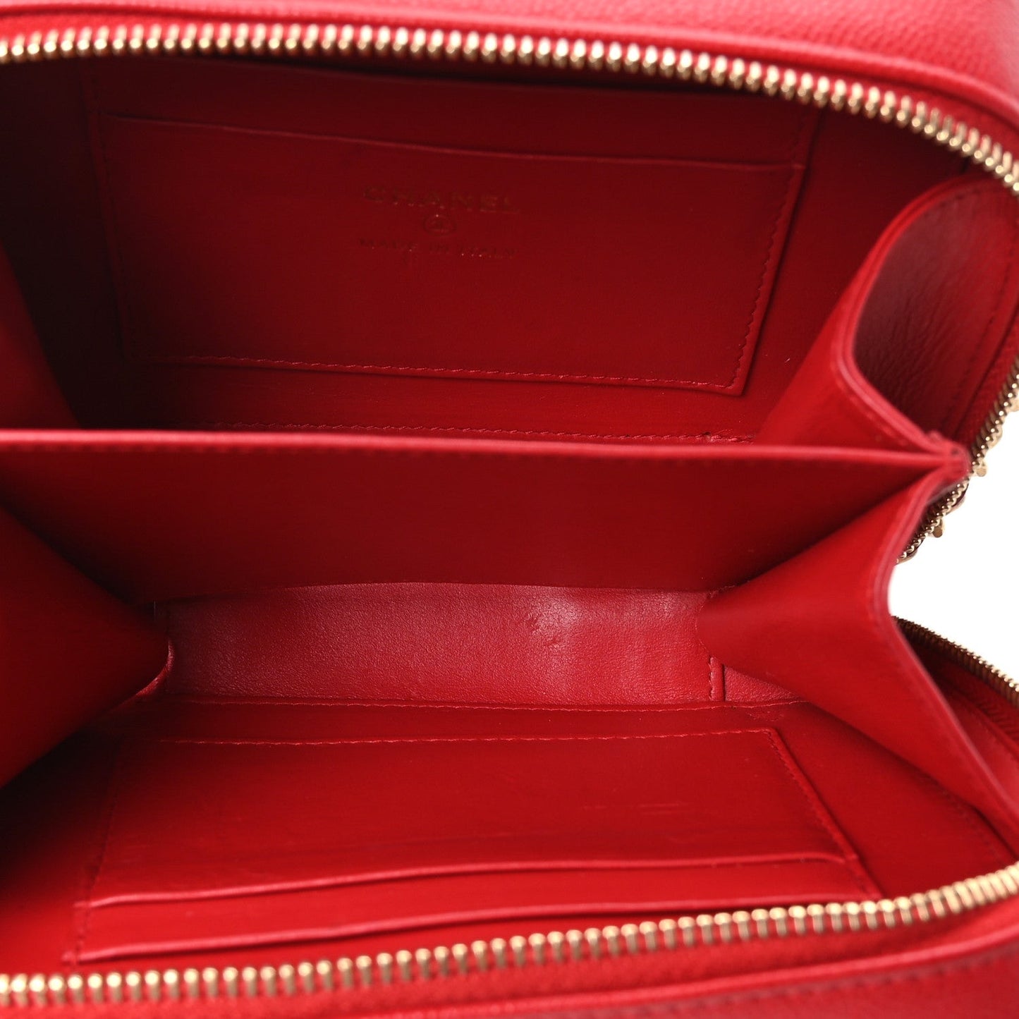 Caviar Quilted Filigree Vanity Clutch With Chain Red