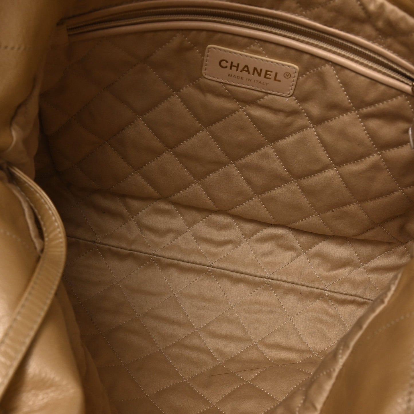 Metallic Calfskin Quilted Small Chanel 22 Light Gold