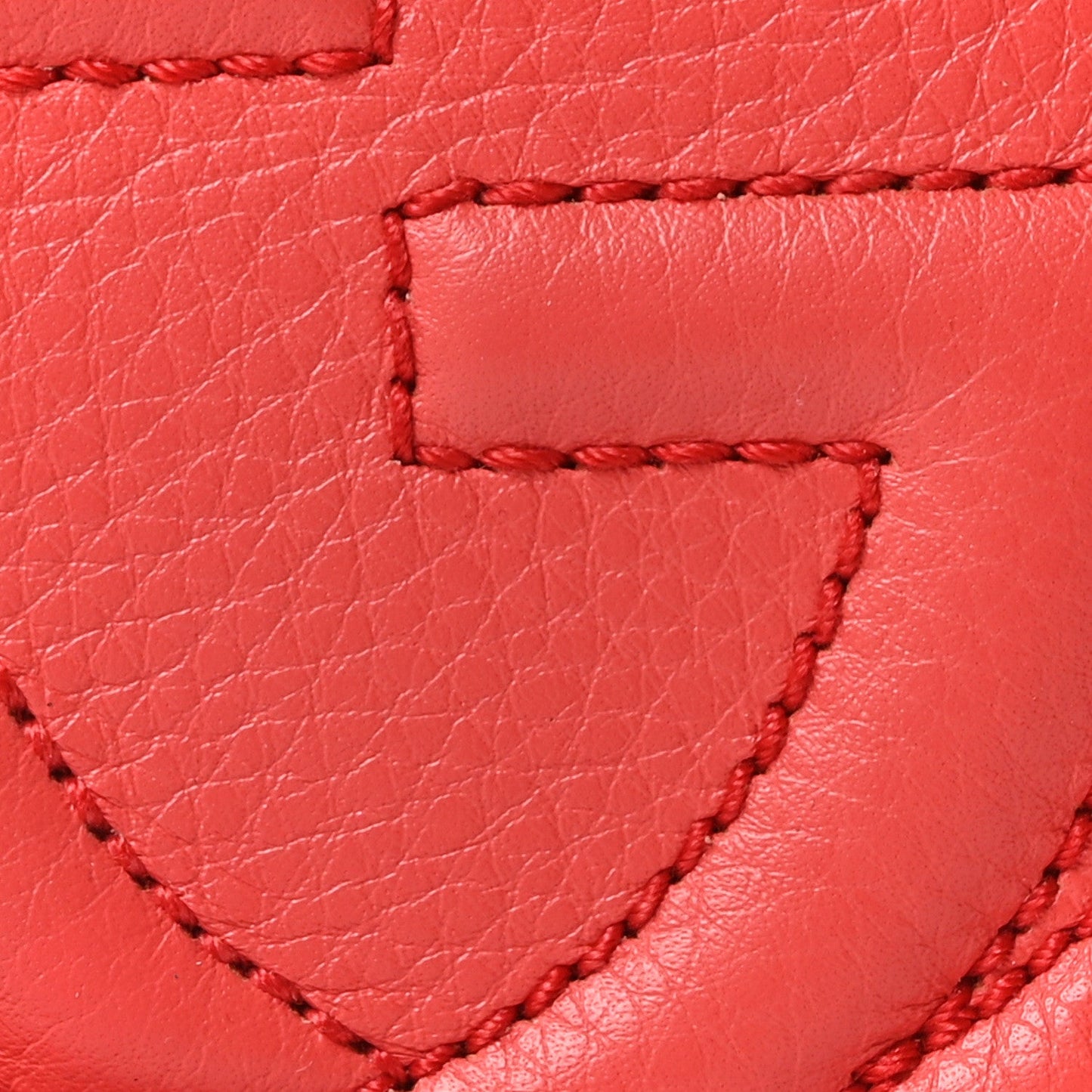 Pebbled Calfskin Small Soho Disco Bag Tabasco Red