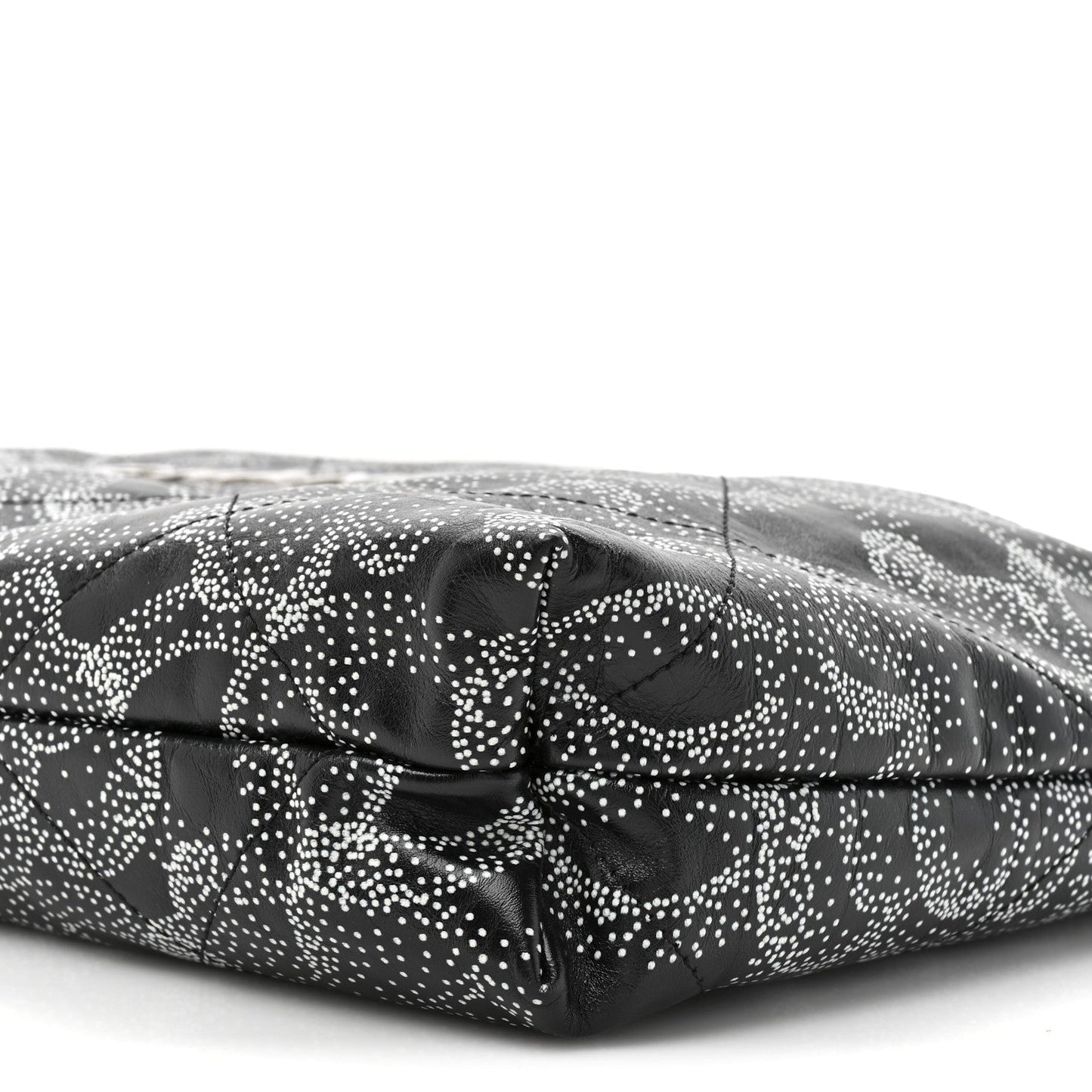 Printed Calfskin Quilted Chanel 22 Black