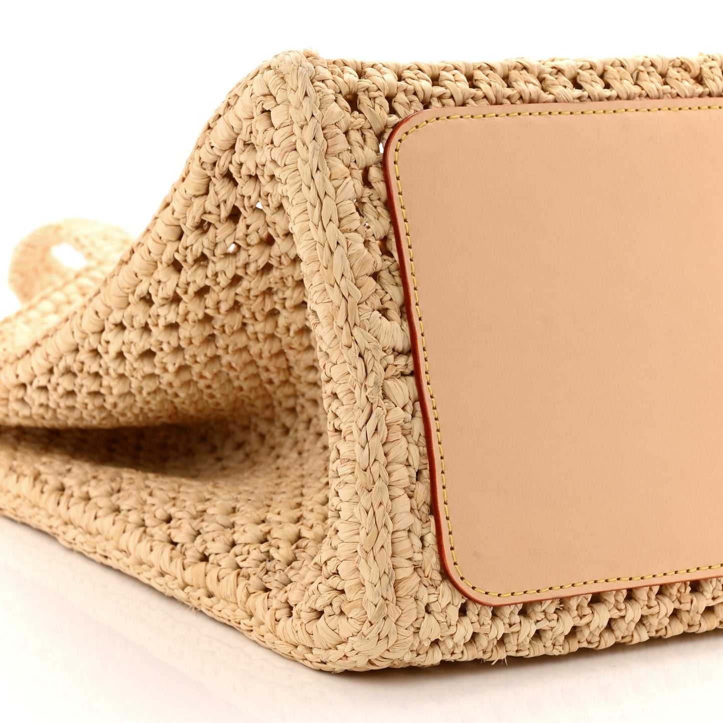 Raffia Calfskin By The Pool OnTheGo MM Natural