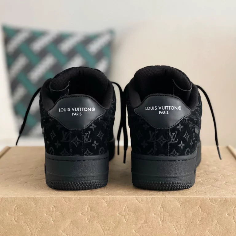 Louis Vuitton x Nike Air Force 1 Low ¡®Triple Black¡¯