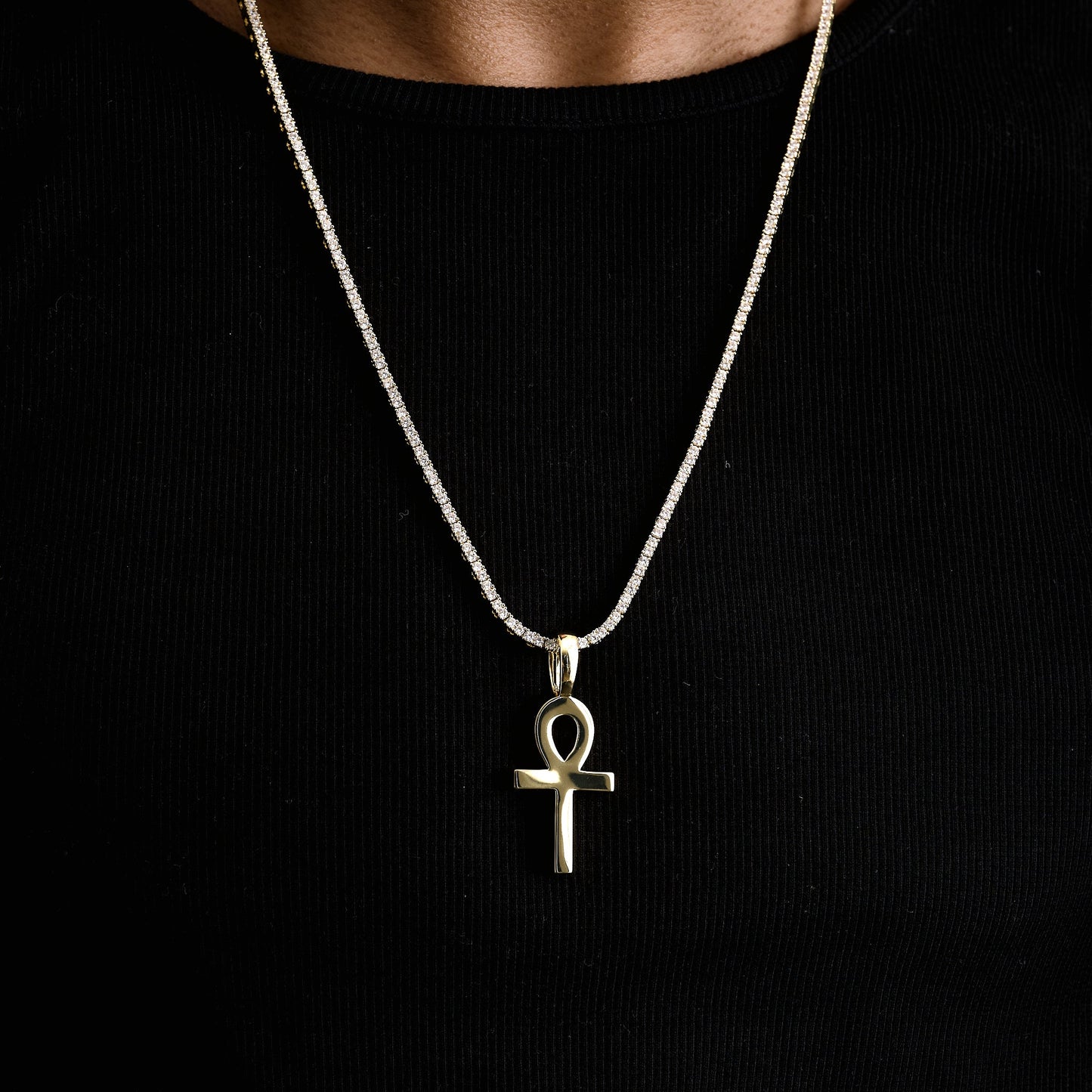 Simple Ankh Pendant in Yellow Gold