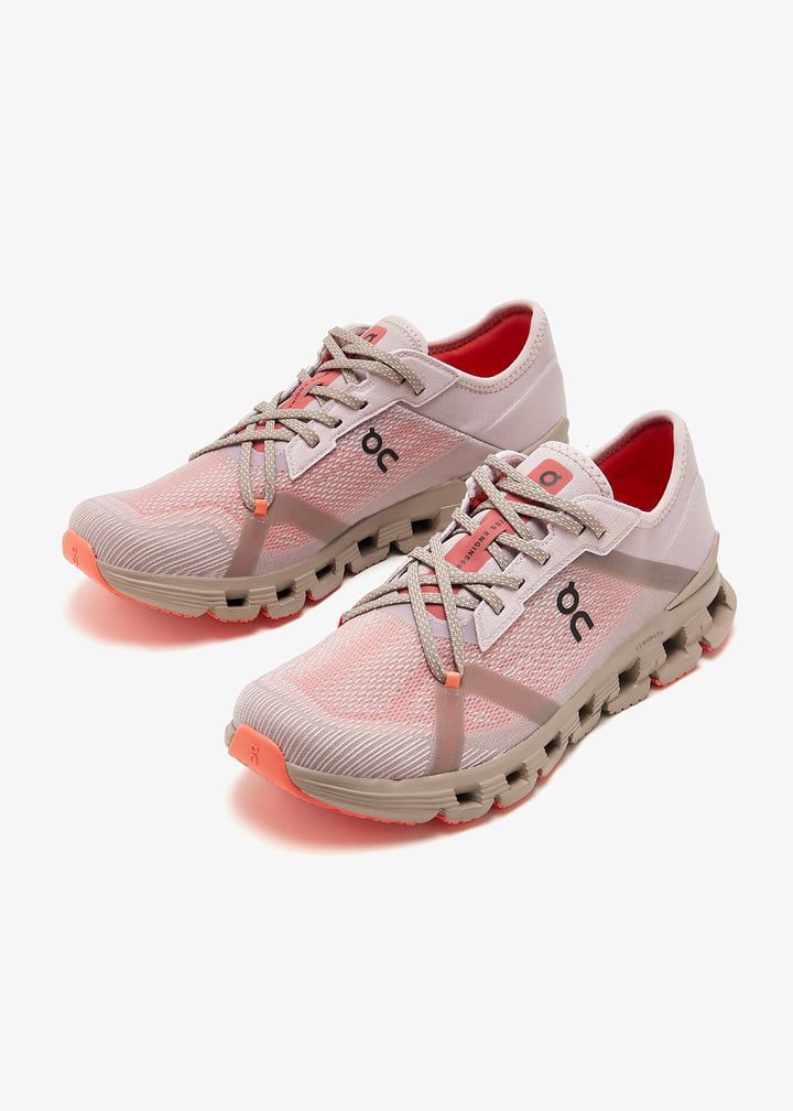 ON Cloud X 4 AD ‘Pinkâ€?