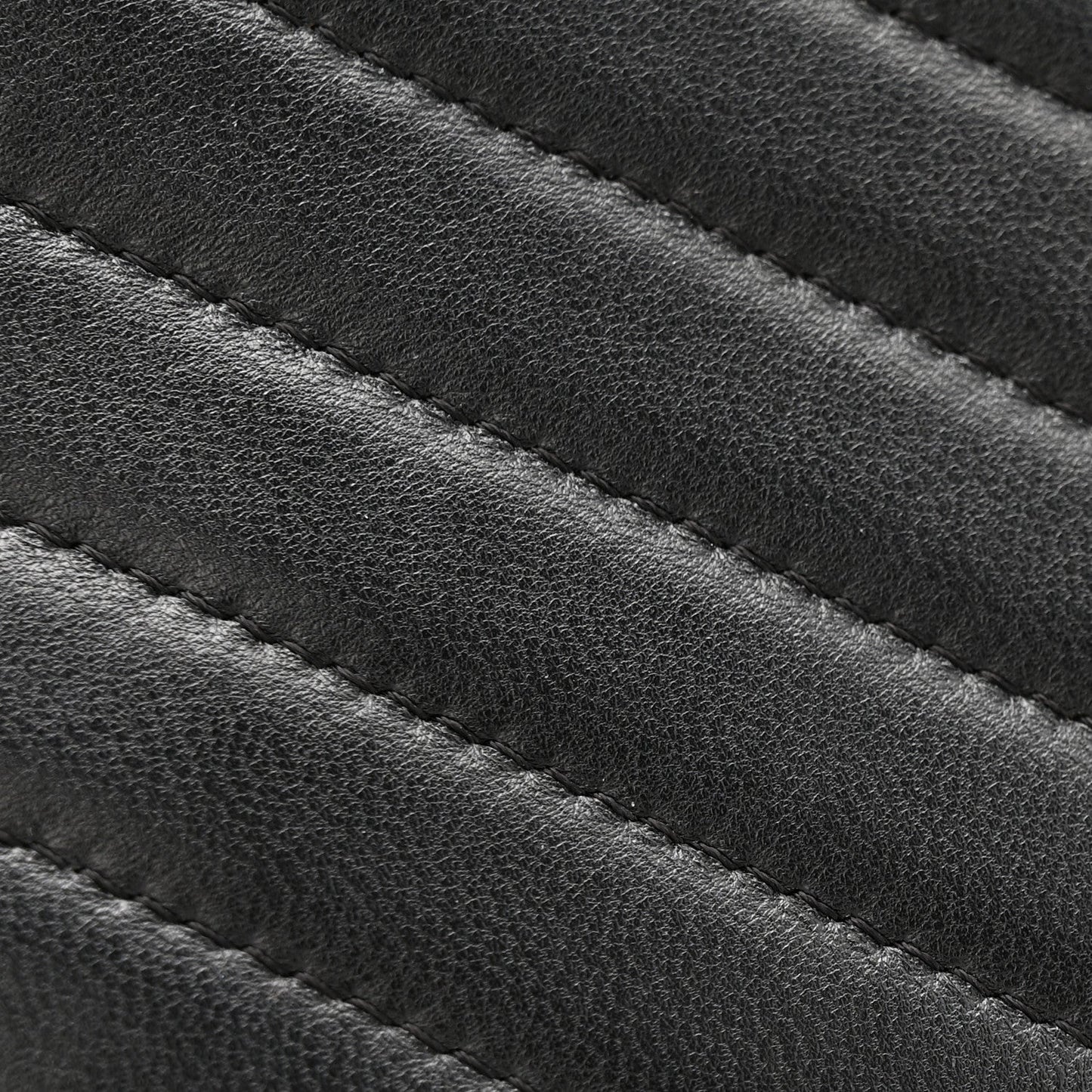 Lambskin Chevron Quilted Trendy CC Wallet On Chain WOC Black