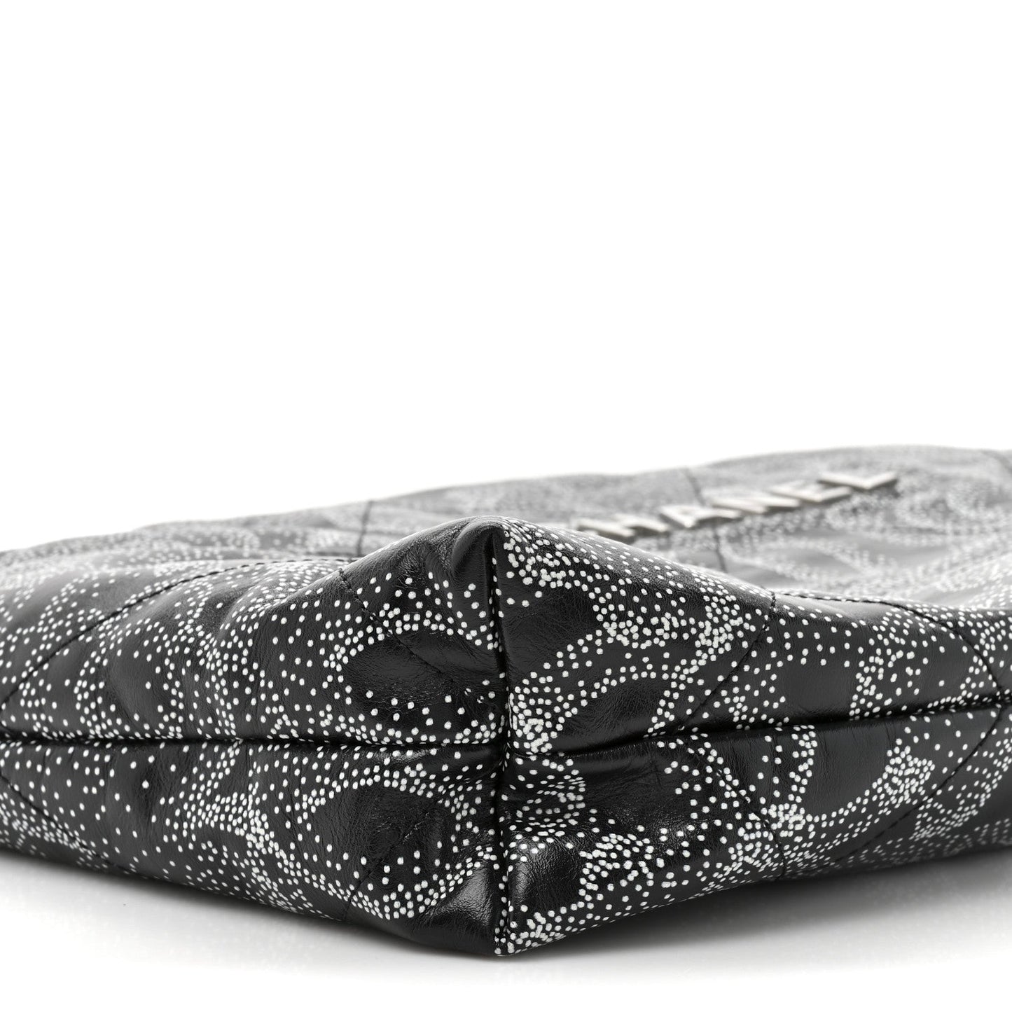 Printed Calfskin Quilted Chanel 22 Black