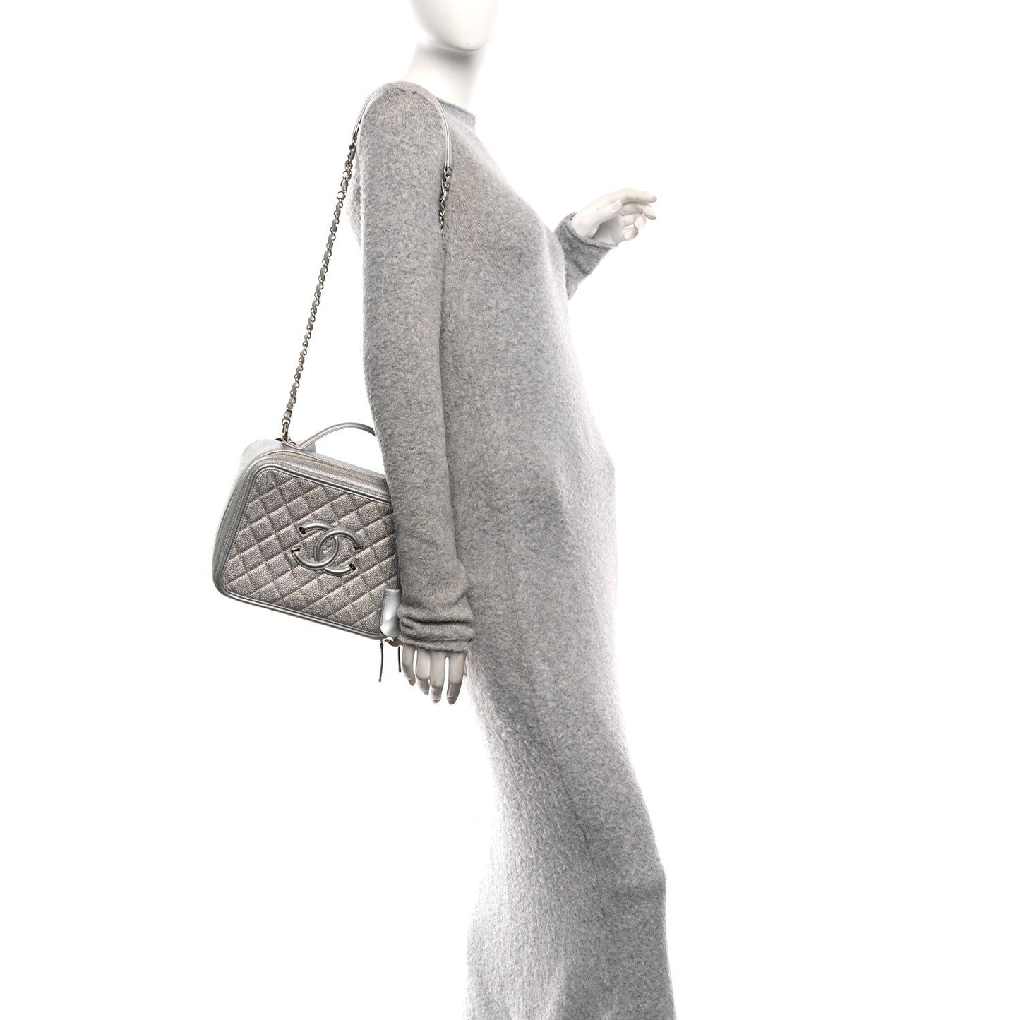 Metallic Caviar Quilted Large CC Filigree Vanity Case Silver
