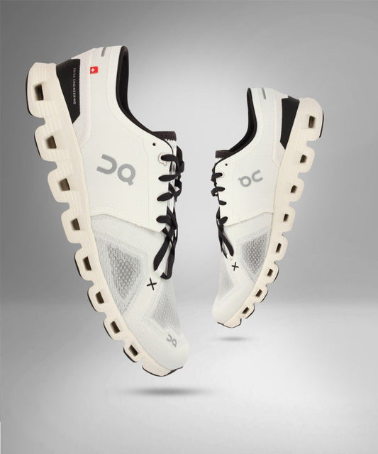 On Running Cloud X 3 white
