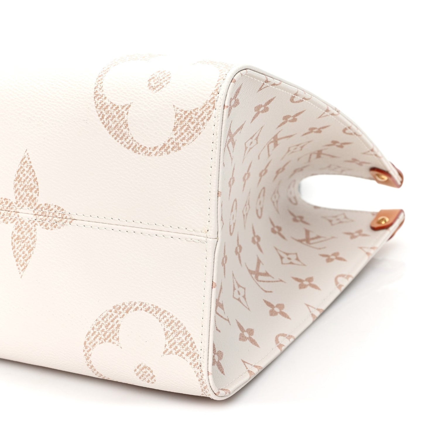 Monogram Dune Giant Onthego MM