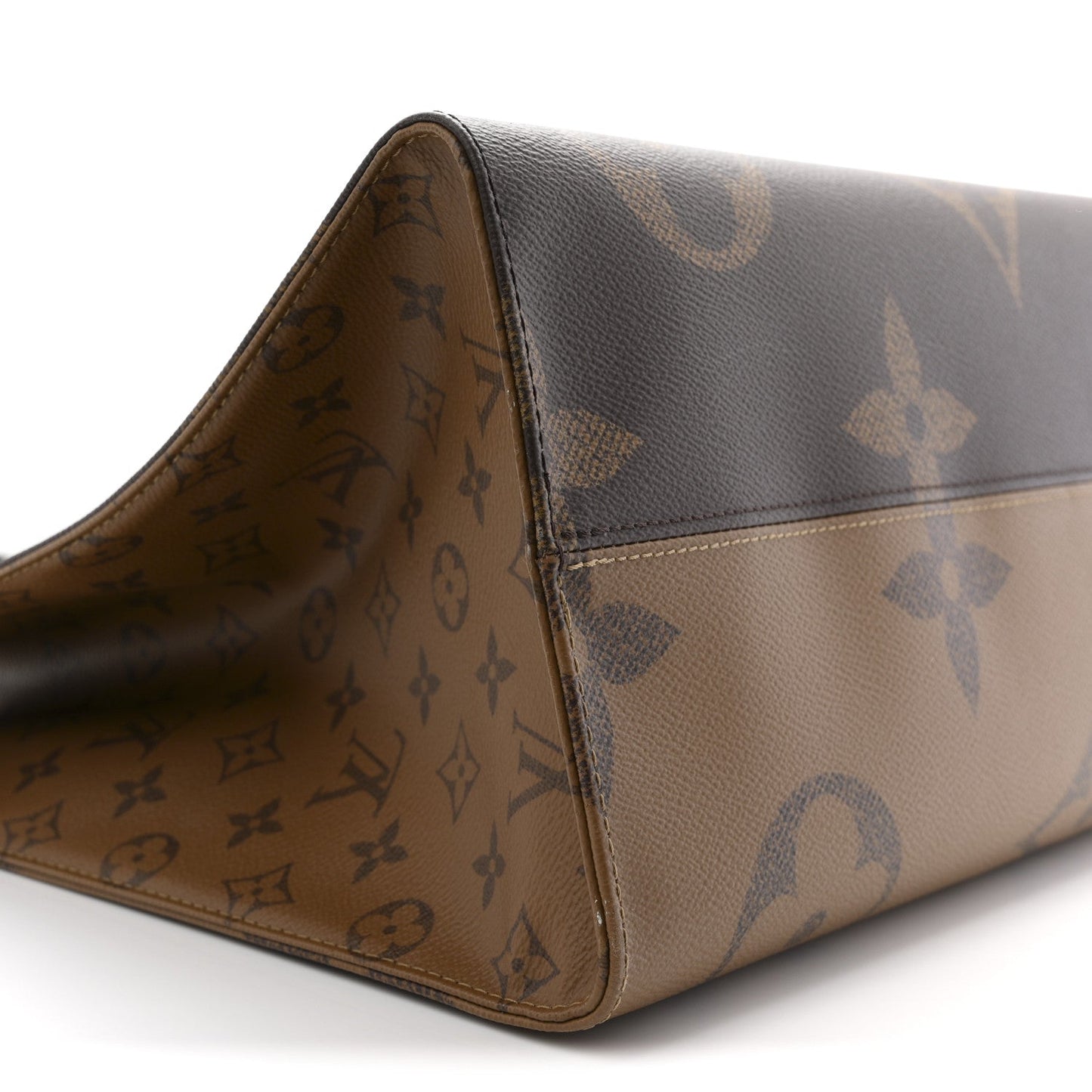Reverse Monogram Giant Onthego GM