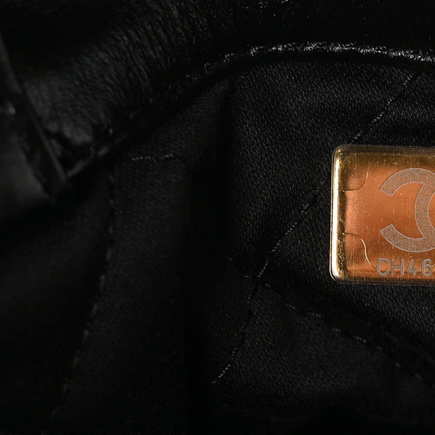 Shiny Calfskin Quilted Chanel 22 Backpack Black