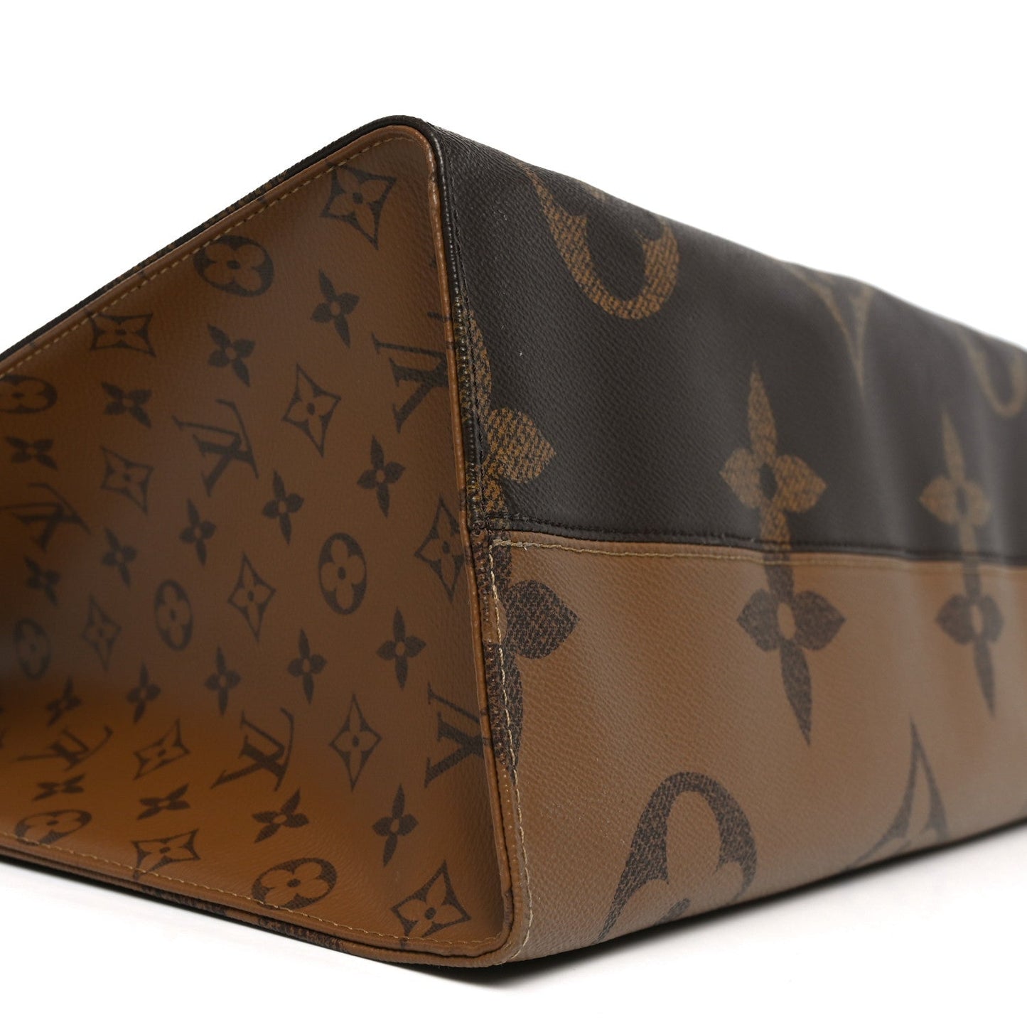 Reverse Monogram Giant Onthego GM
