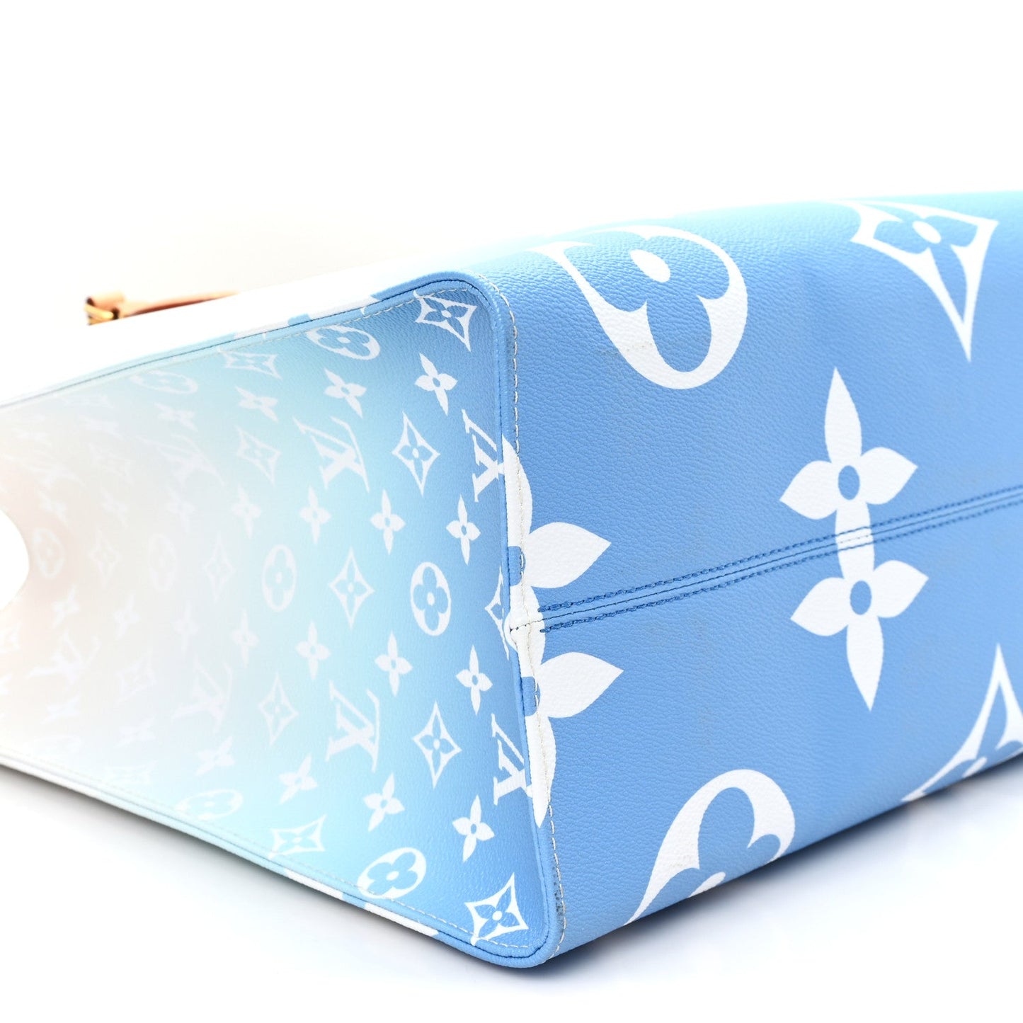 Monogram Giant By The Pool Onthego GM Blue