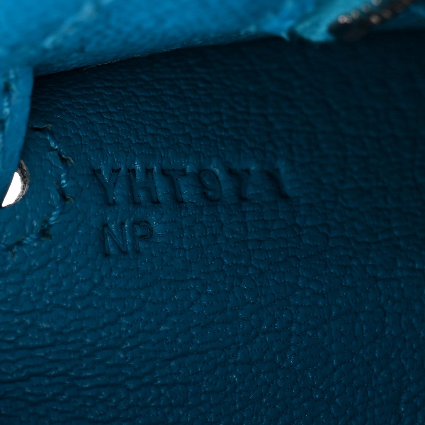 Epsom Kelly Sellier 25 Bleu Frida
