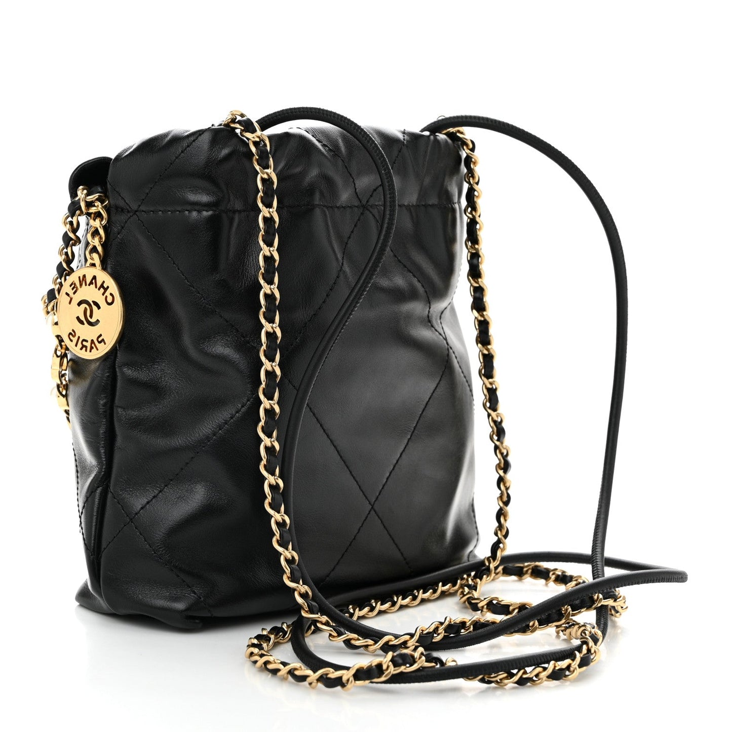 Shiny Calfskin Quilted Pearl CC Chain Mini Chanel 22 Black