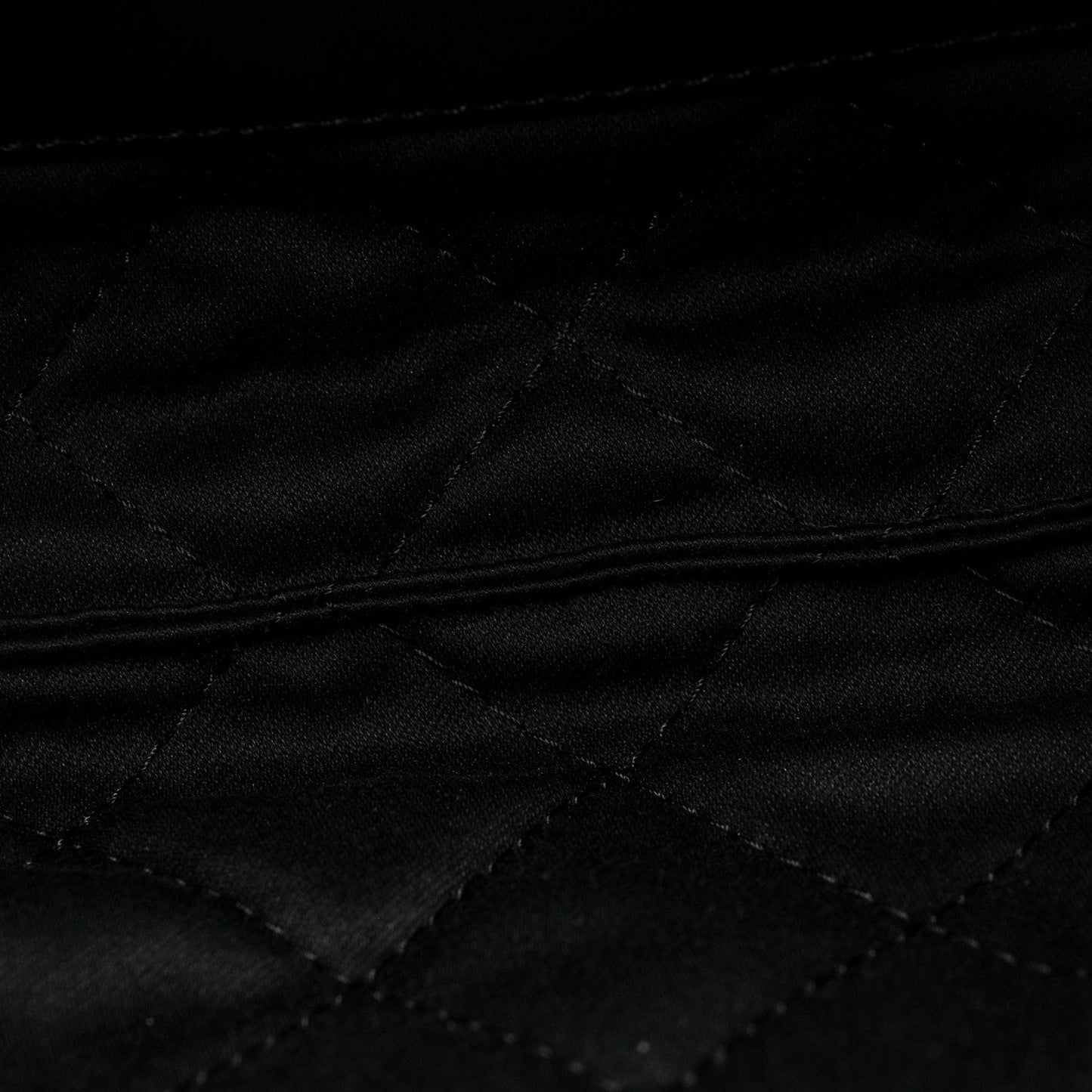 Shiny Calfskin Quilted Mini Chanel 22 Black