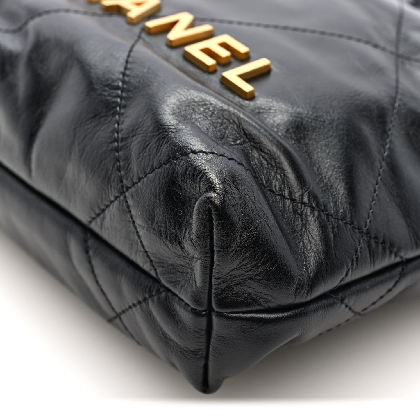 Shiny Calfskin Quilted Mini Chanel 22 Black