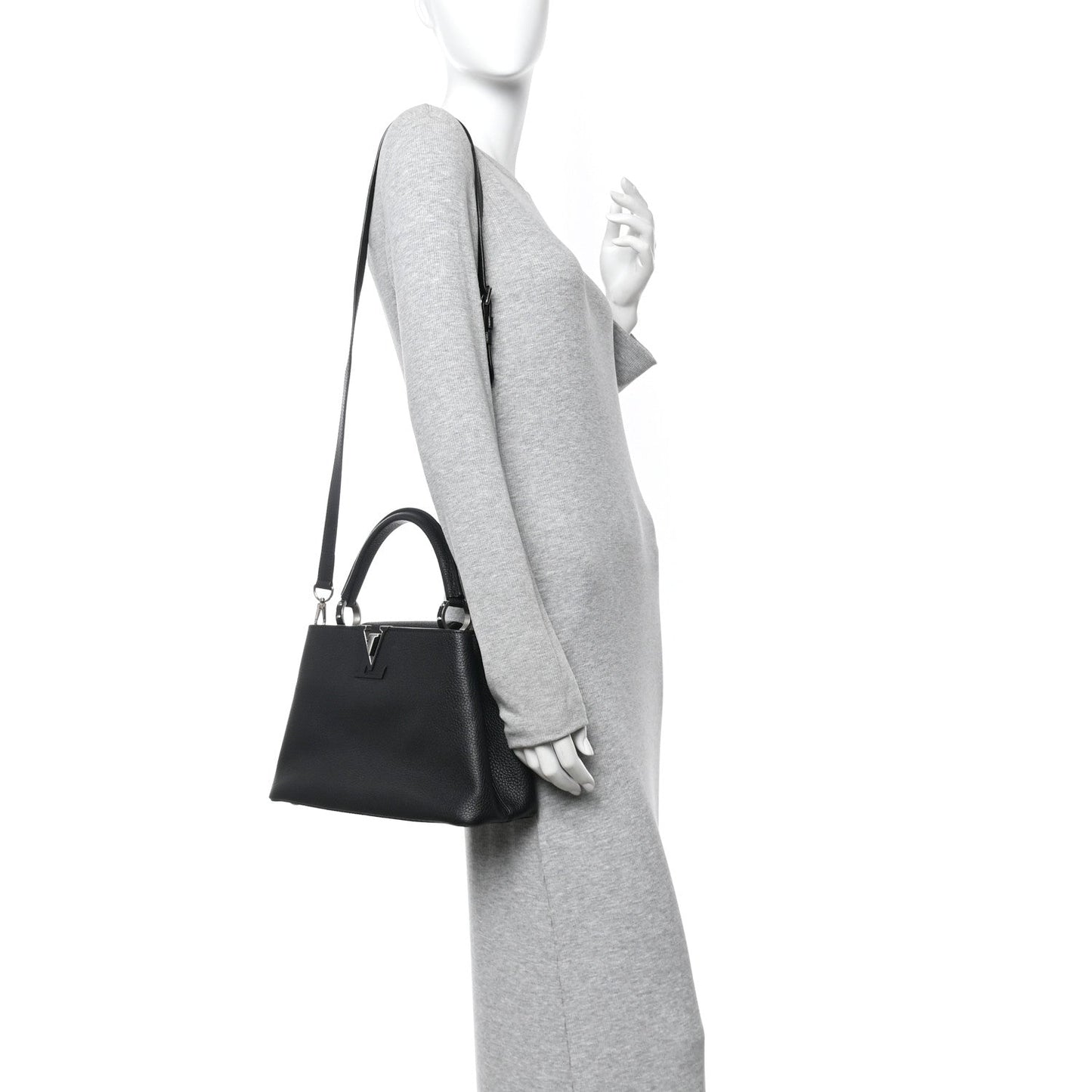 Taurillon Capucines PM Black