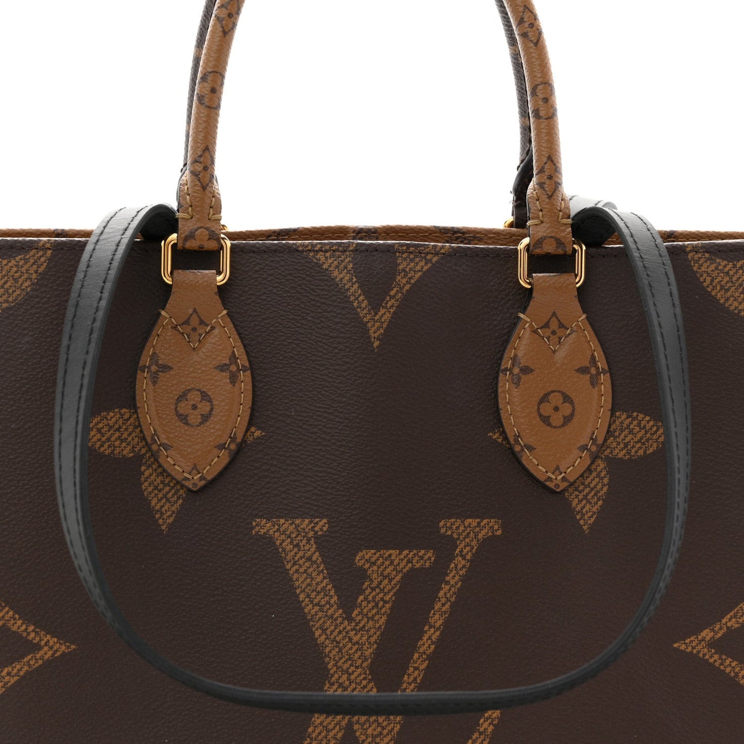 Reverse Monogram Giant Onthego MM