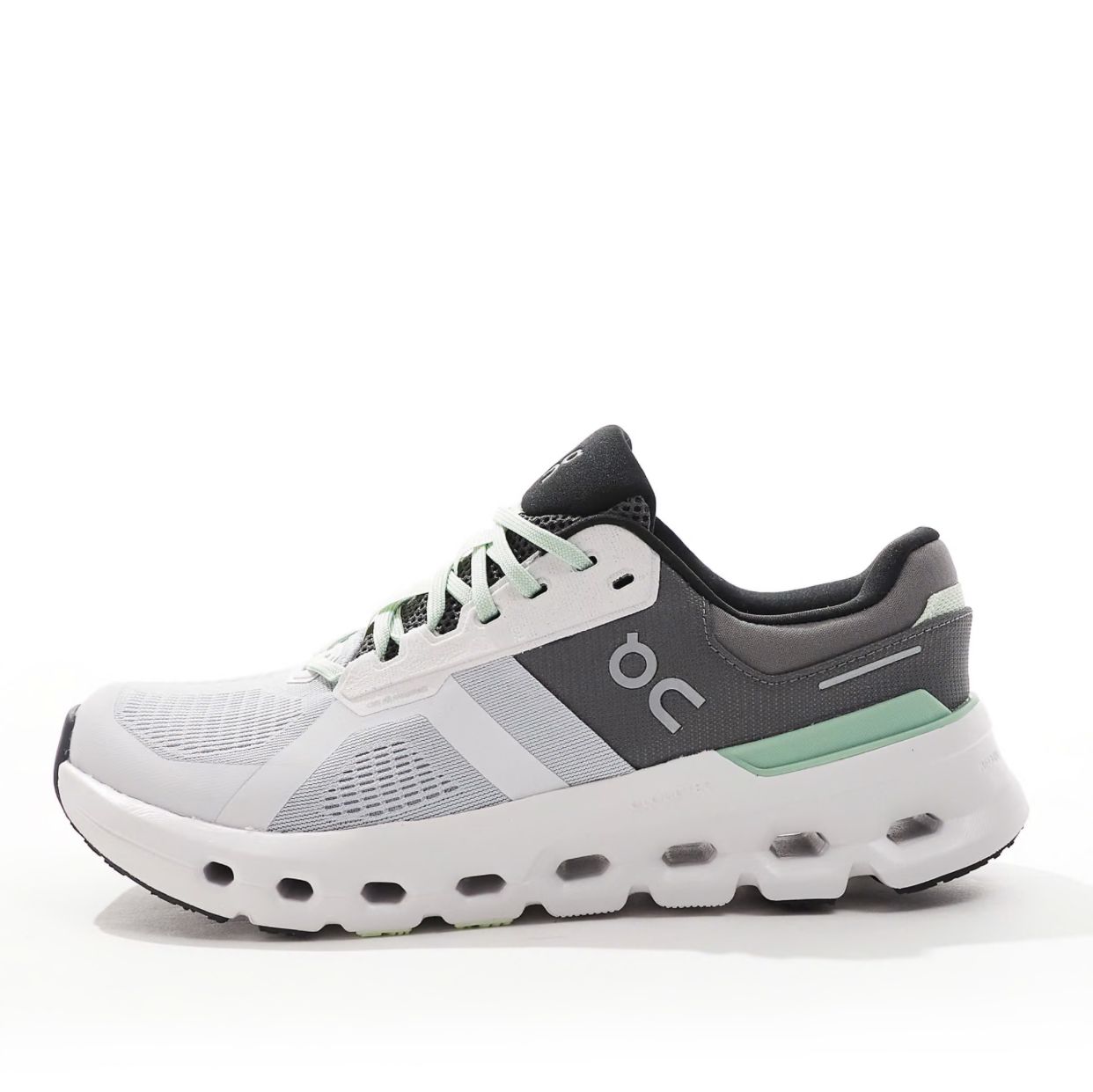 ON Cloudrunner 2 grey and sage
