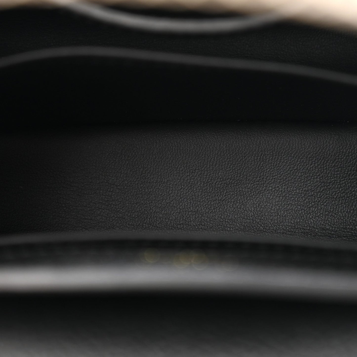 Taurillon Ayers Mini Capucines  Black