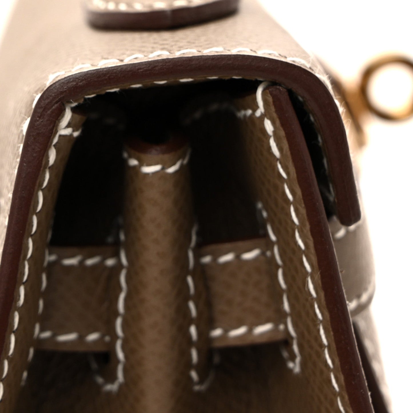 Epsom Kelly Sellier 25 Etoupe